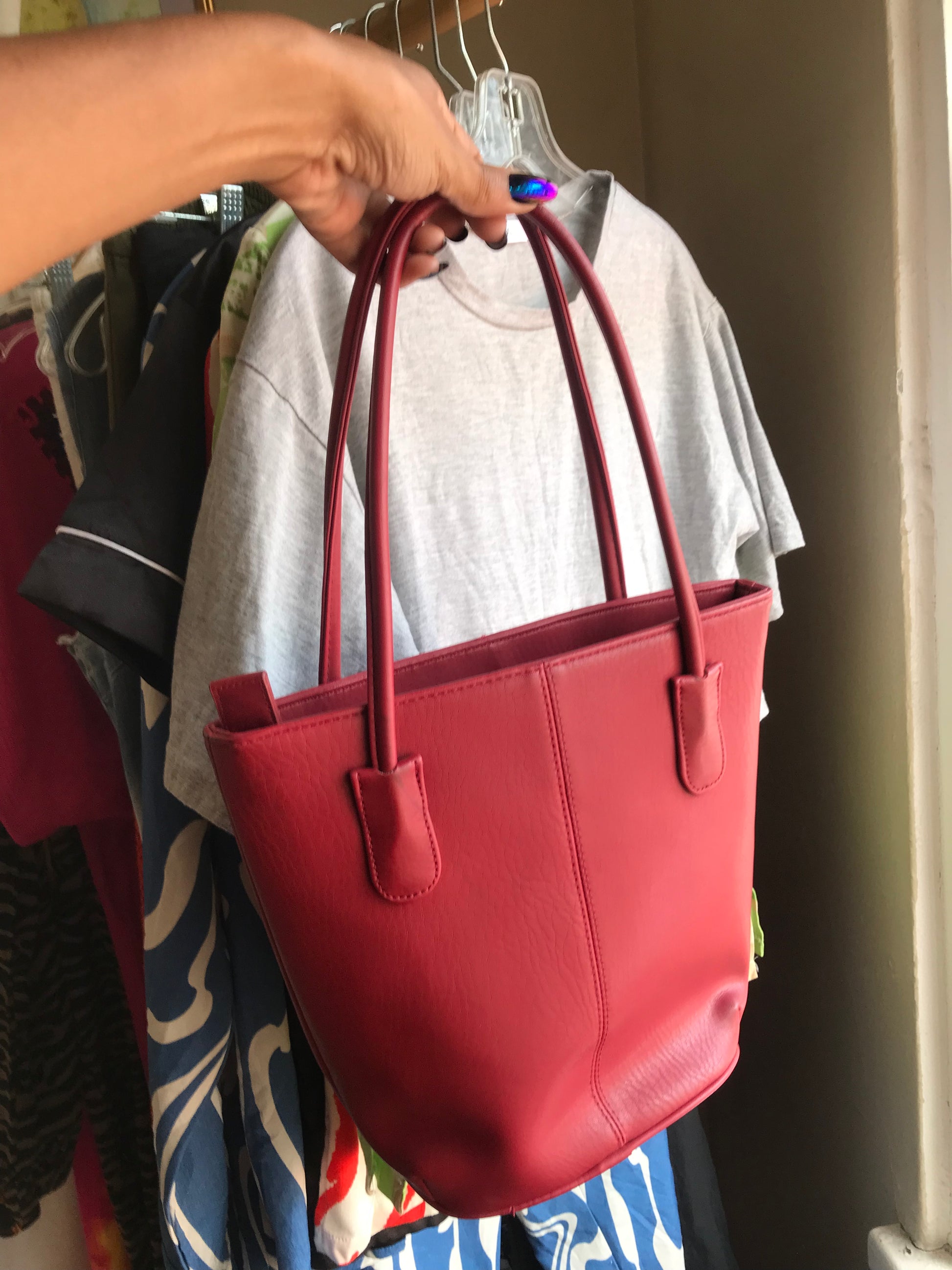 Wine red hand bag medium size
