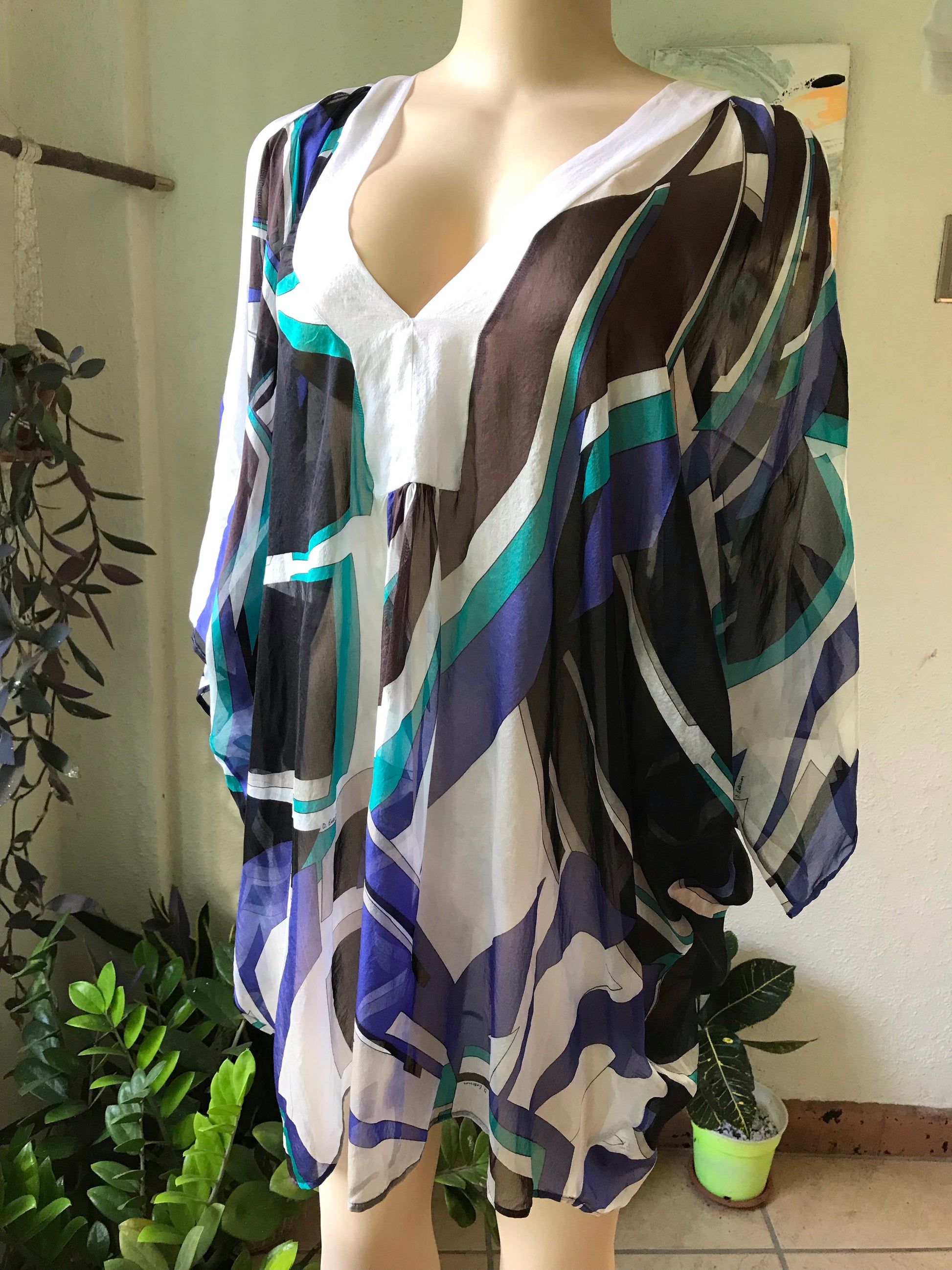 100% Silk Beach Coverup Blue Print Made in Italy