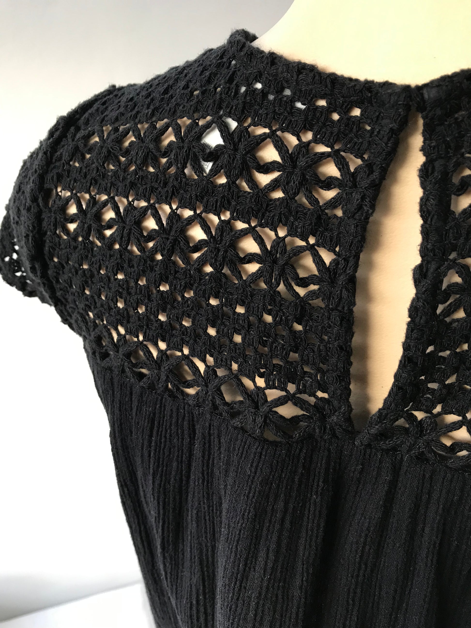 Black Crochet Short Sleeve Blouse