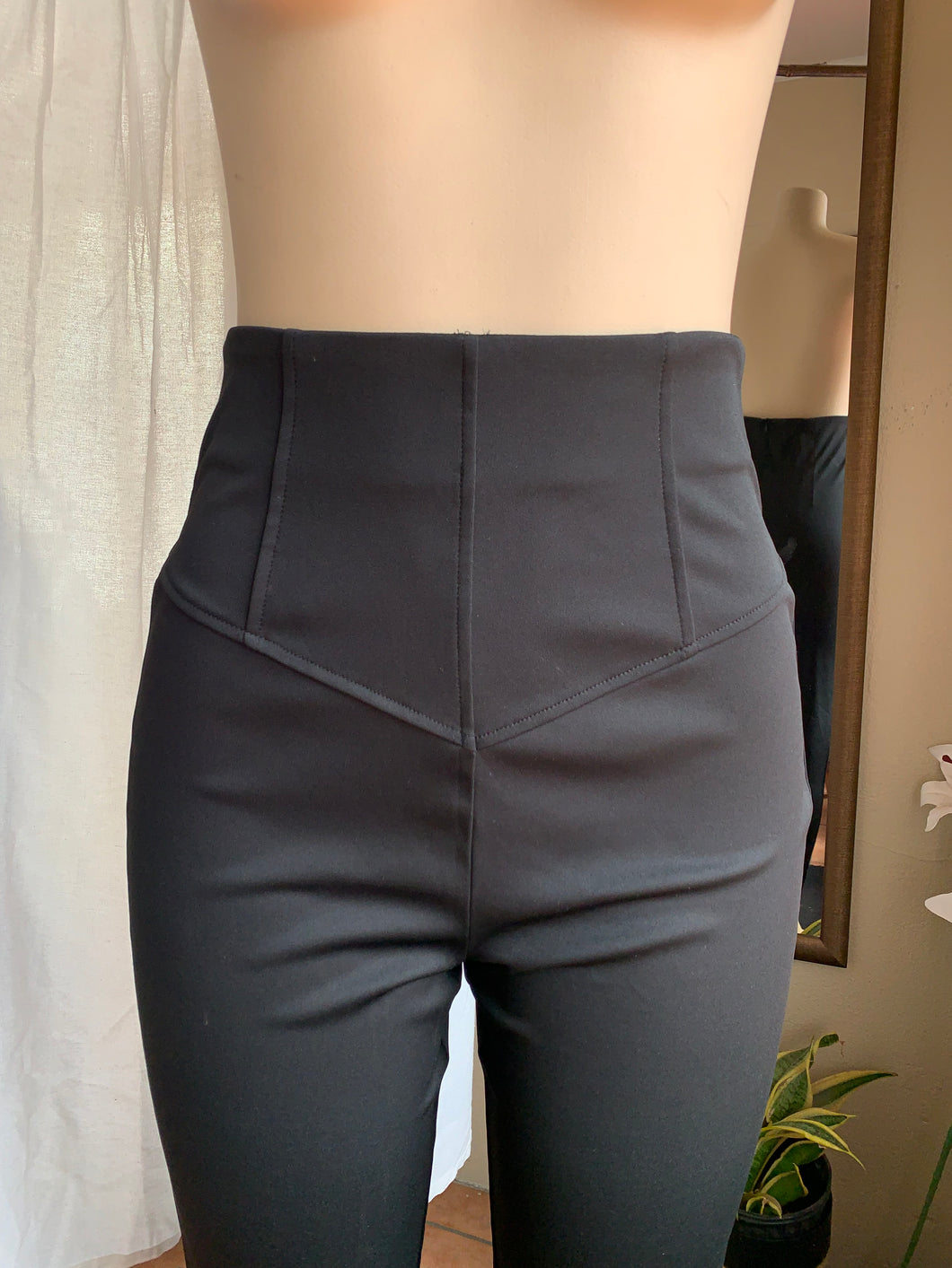 Fitted black high waisted professional pants ::: s lll