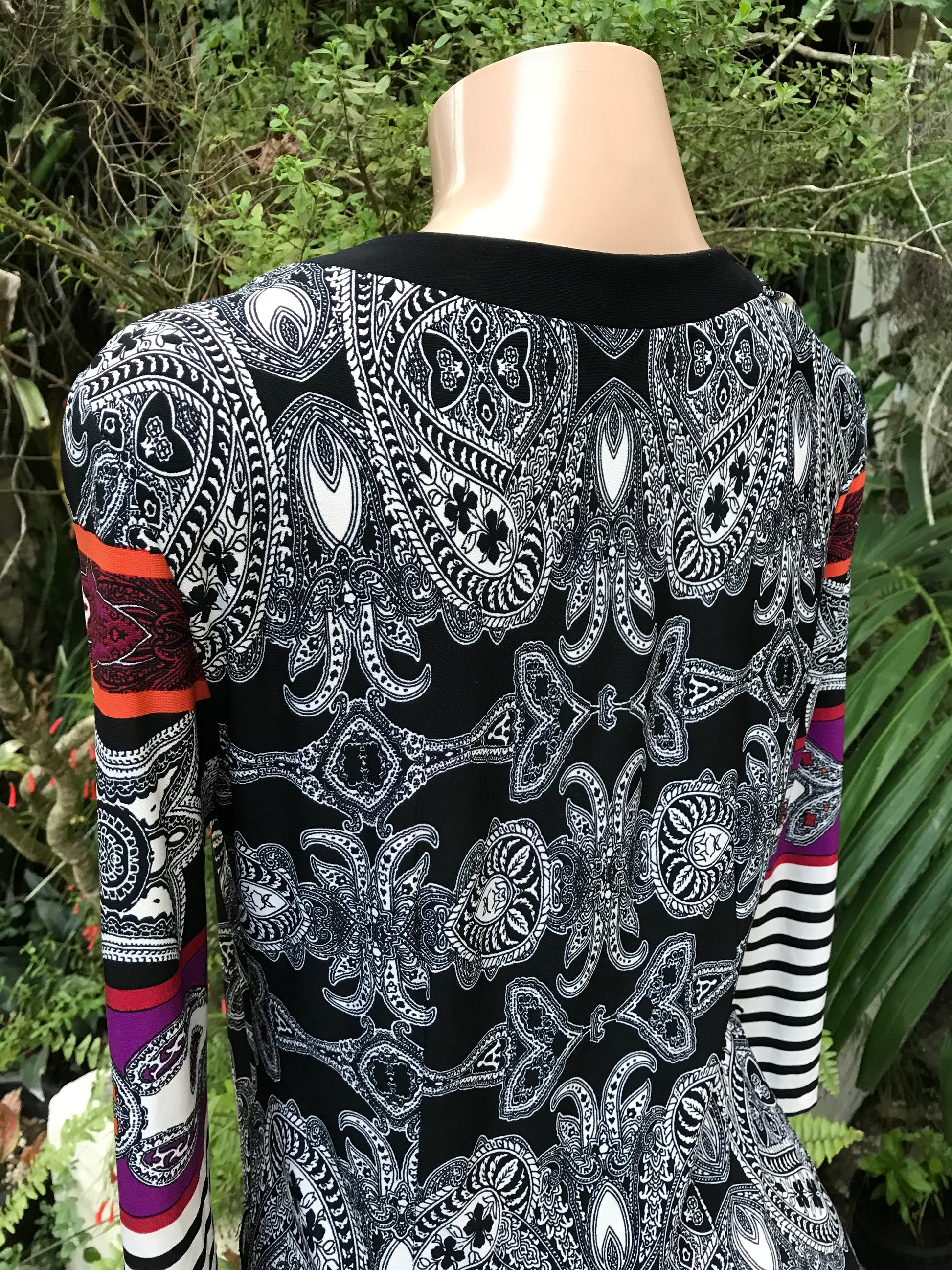 Mid sleeve mix print Dress . M