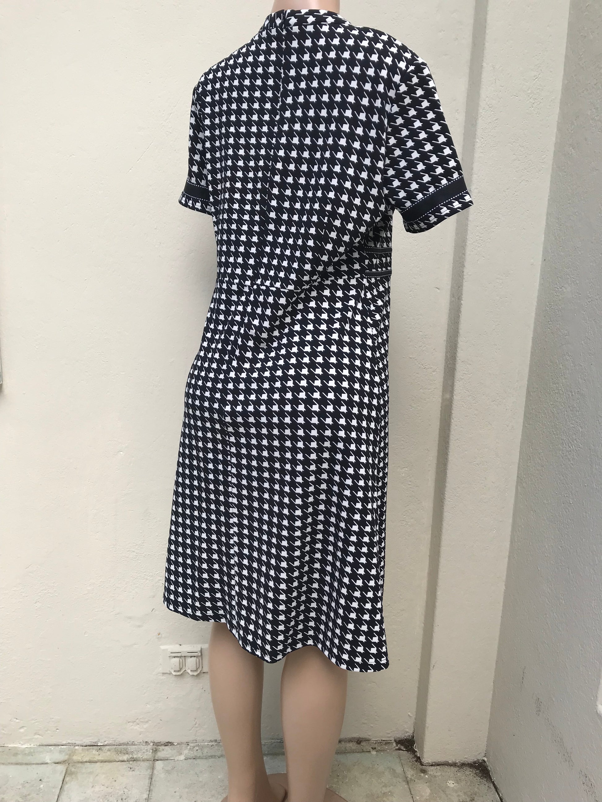 B&W houndstooth print professional dress L/XL / US12