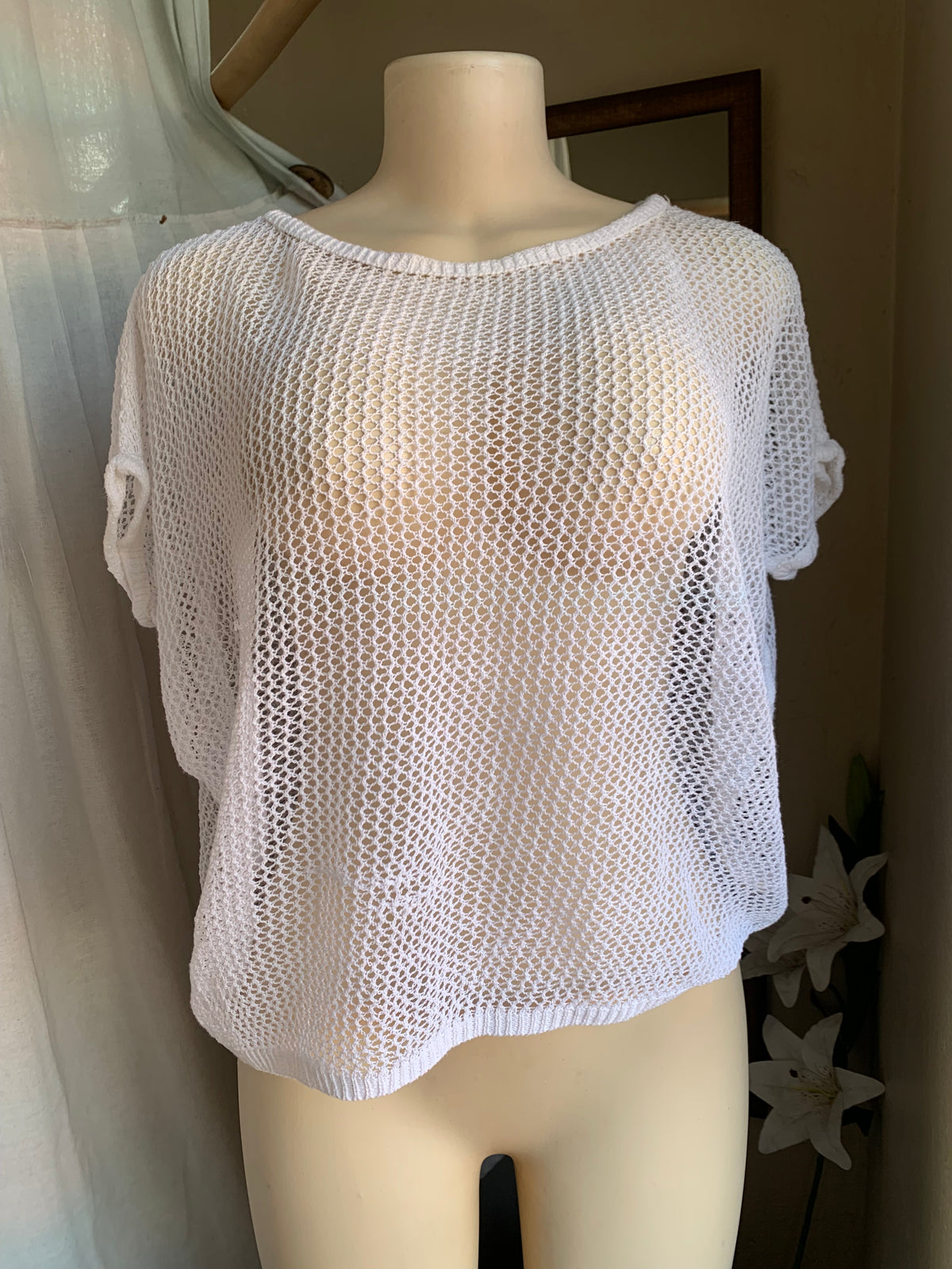 Crotchet Cotten mesh white top / coverup … fits up to /xl