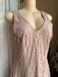 Beige lace V neck sleeveless dress M