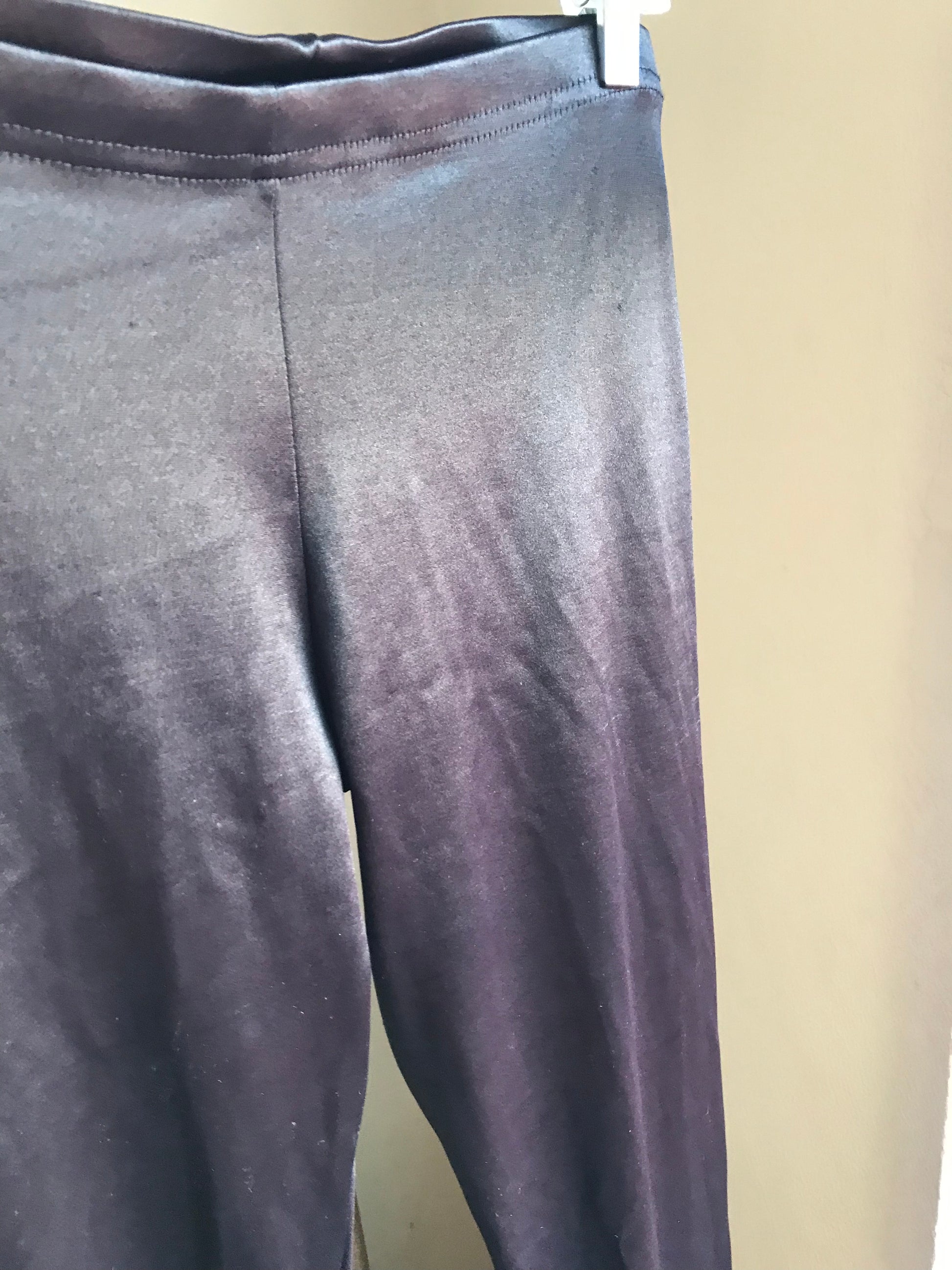 black liquid leggings :::
