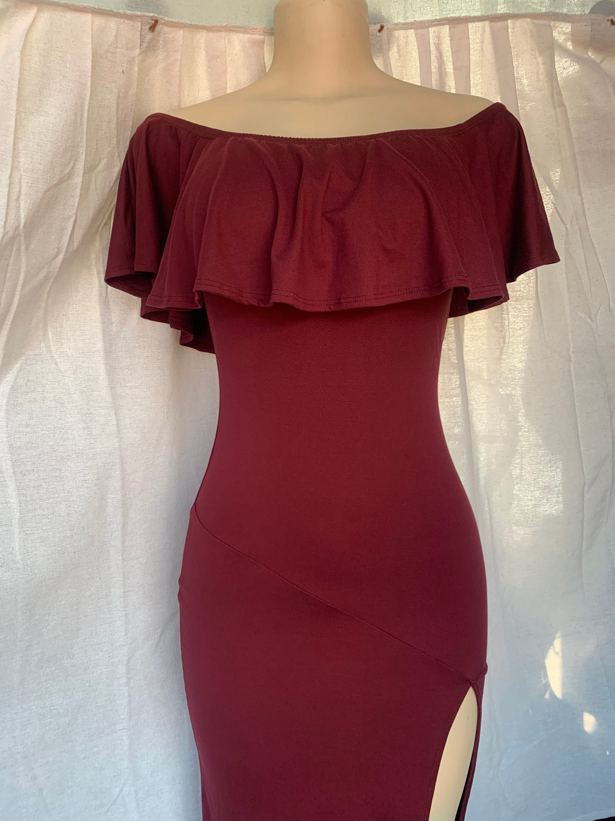 Burgundy off the shoulder date night maxi bodycon dress with leg slit /s
