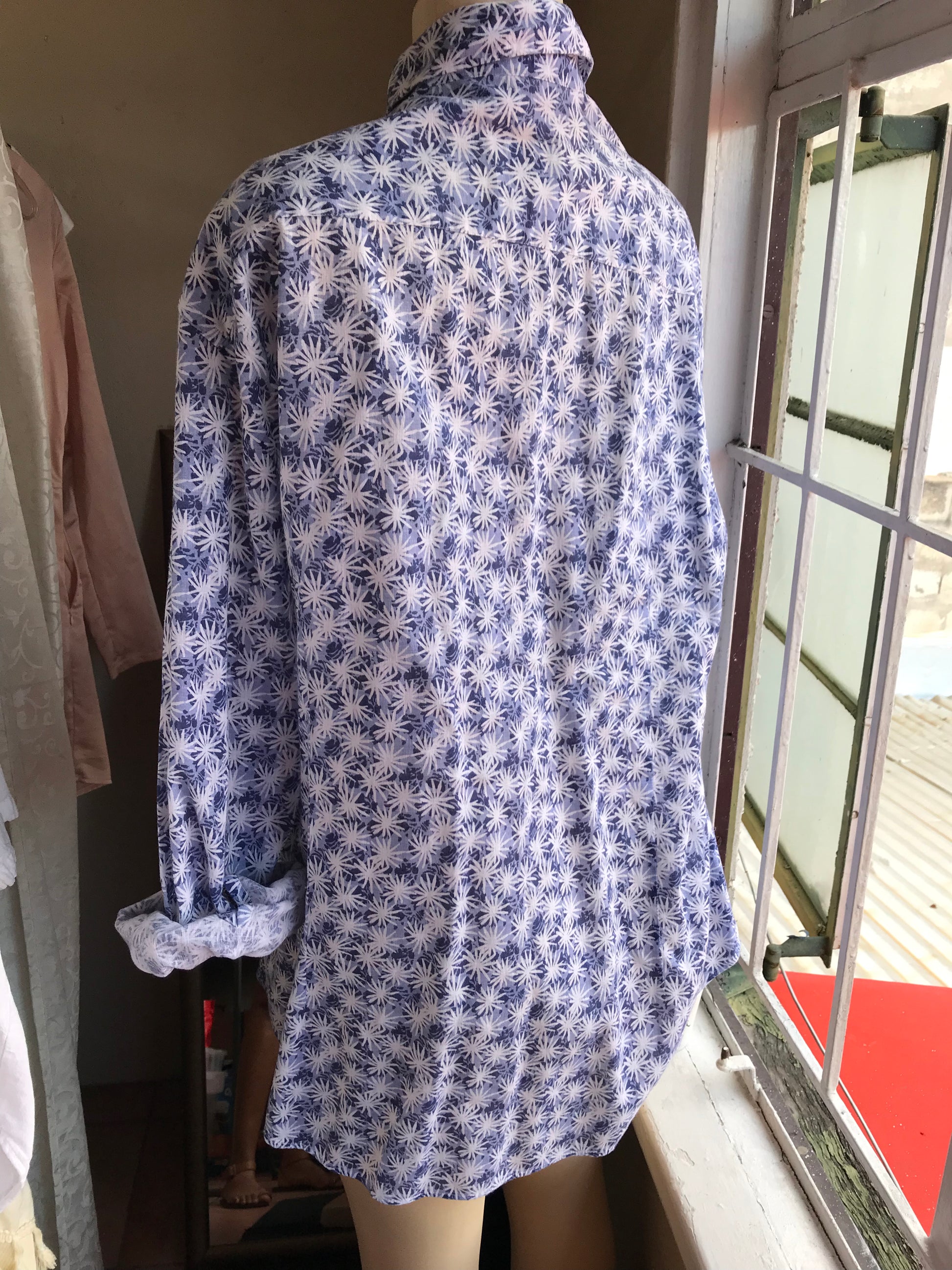 Blue Floral Mens linen shirt... L /XL
