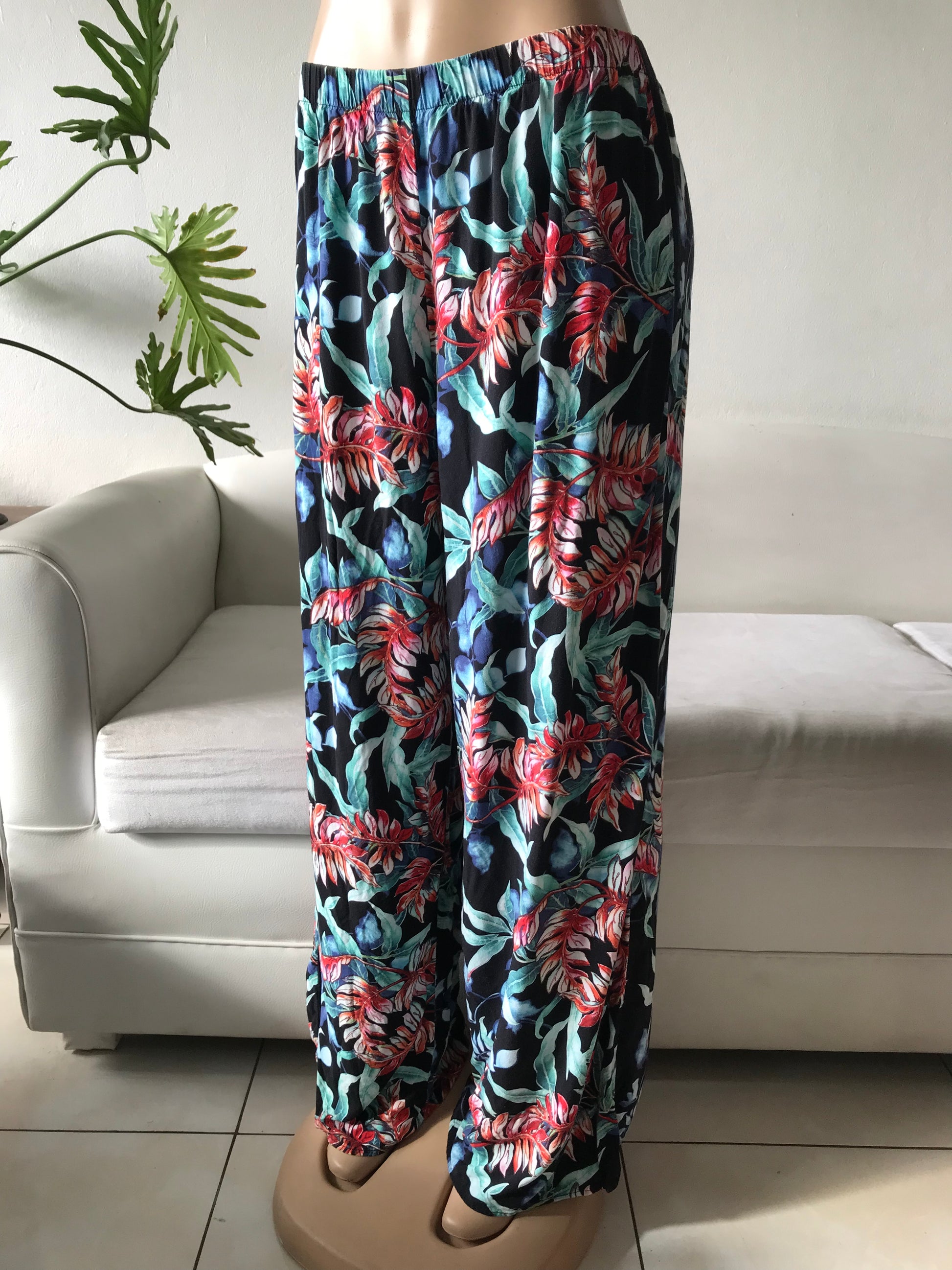 Tropical palazzos F21 • L