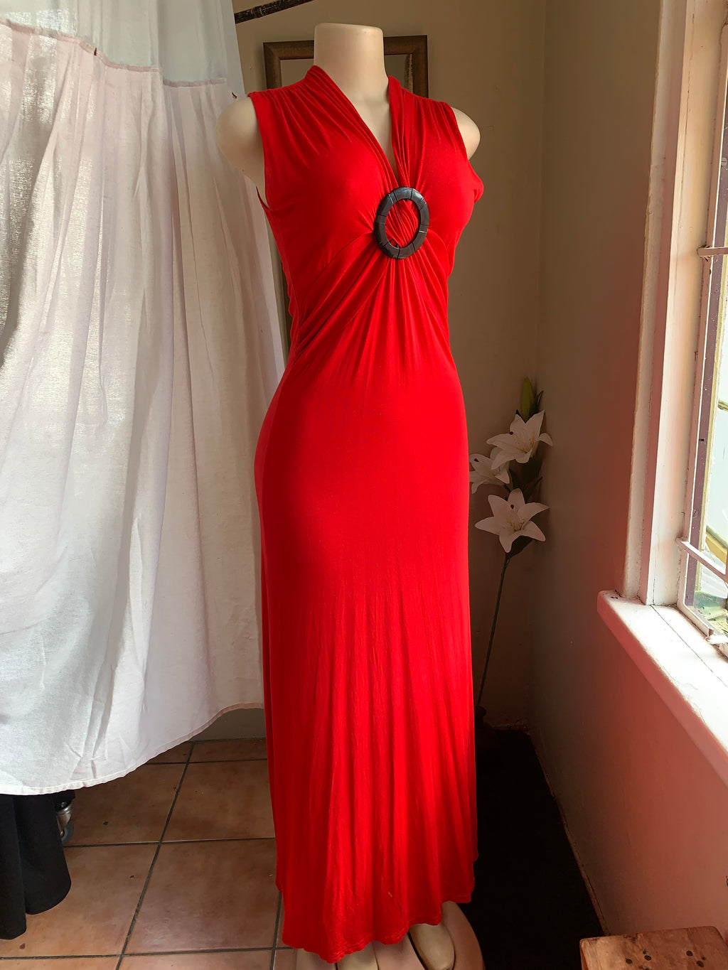 Cherry red maxi dress with black buckle . M