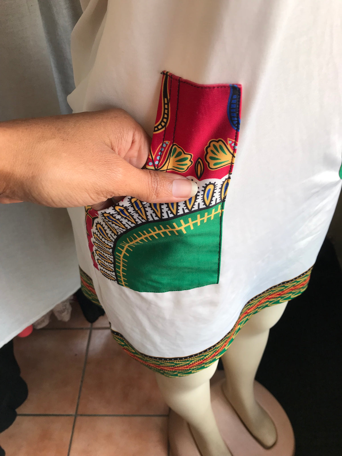 white african print stretchy tee dress with pockets M