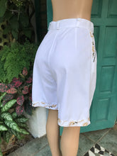 Load image into Gallery viewer, Vintage white balloon shorts embroidery stud detail ^^^ s / w27
