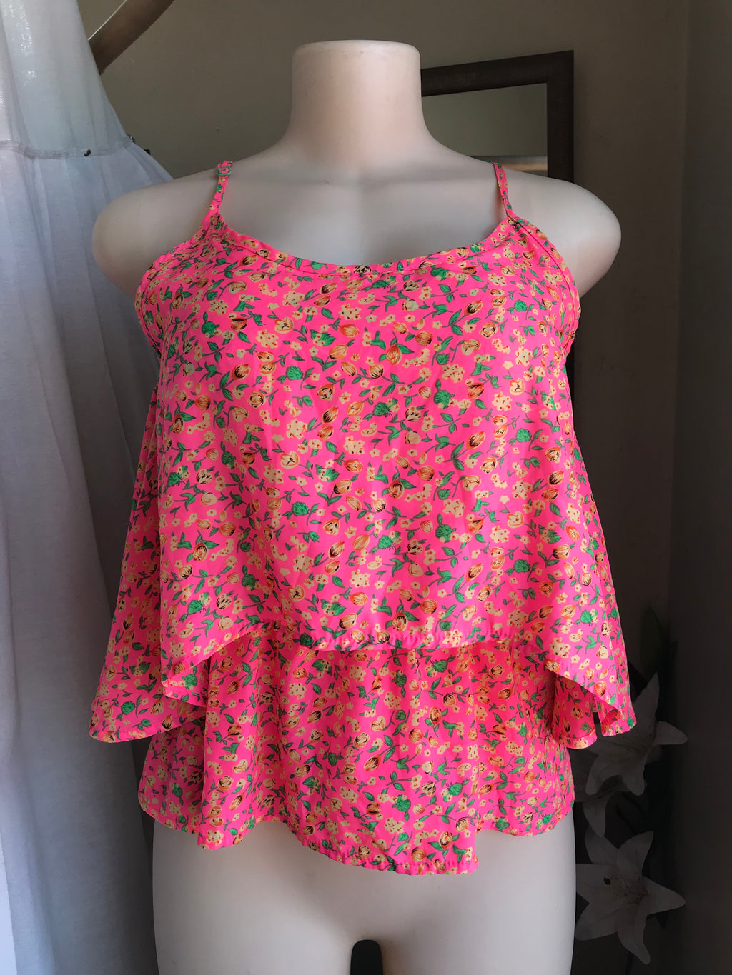Hot pink floral print cami top with open back … s