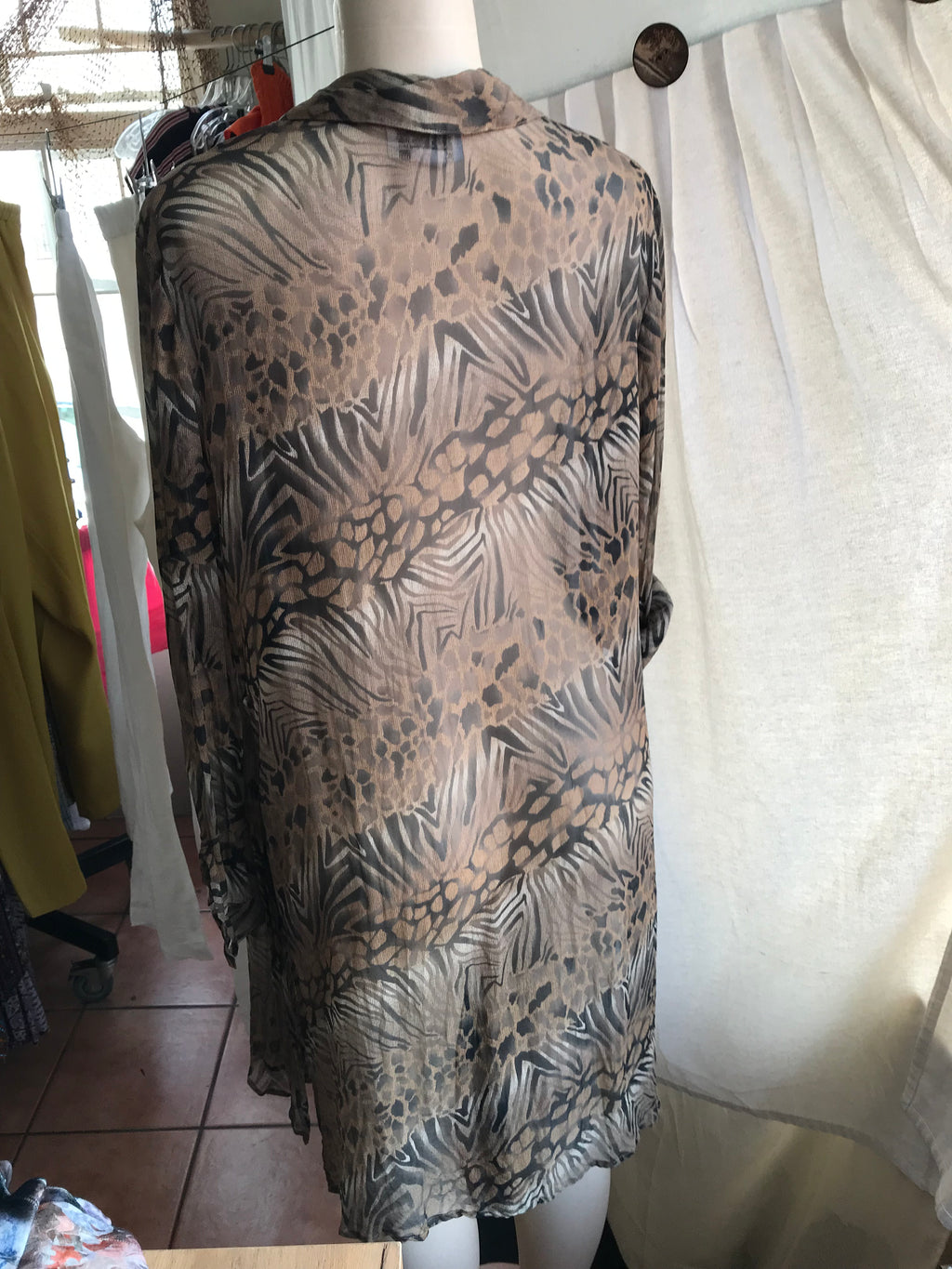 Vintage 100% silk animal print sheer coverup ^^^ s/m >>> ,,,