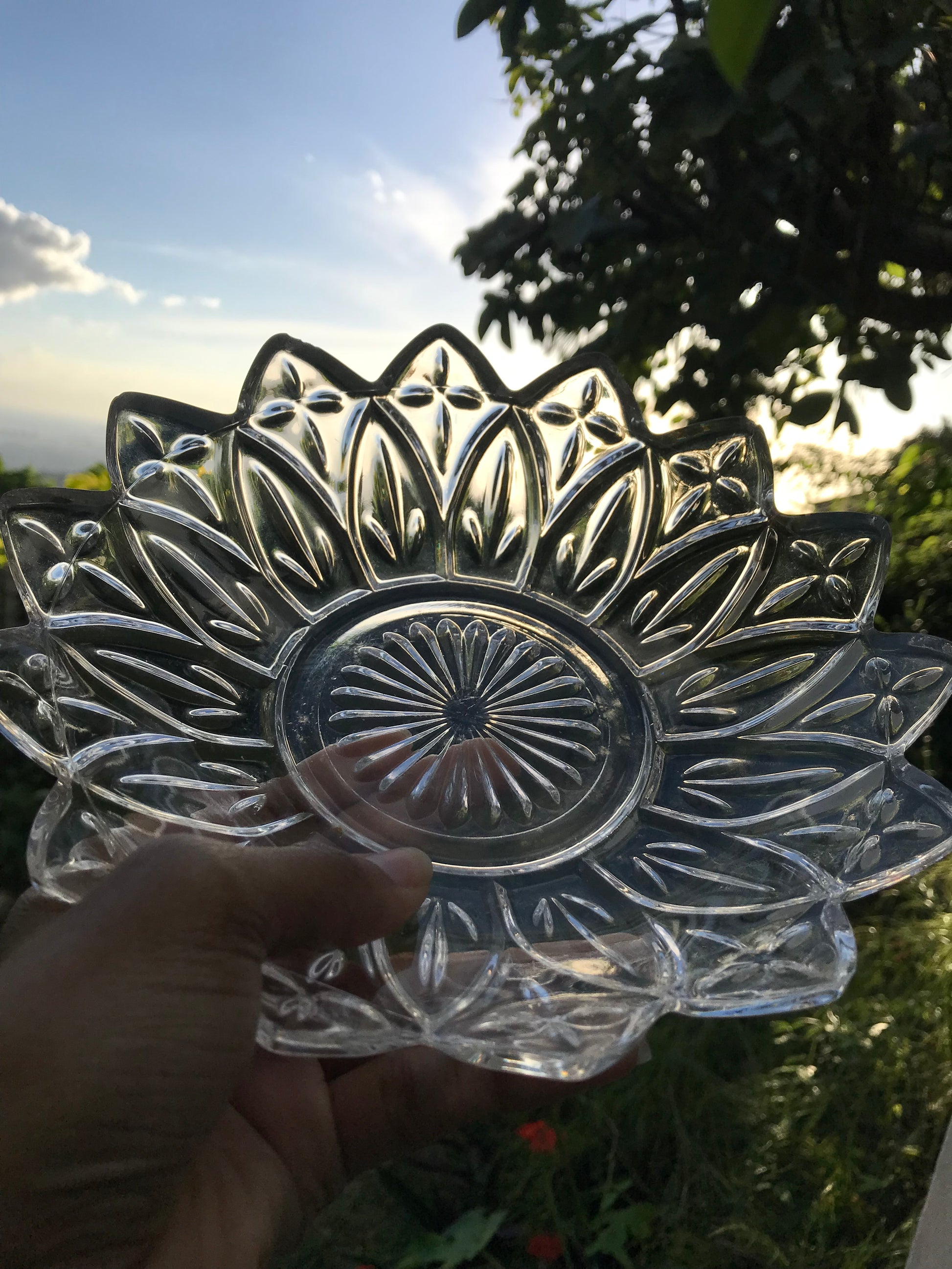 Vintage lotus flower glass dish large +++ 8.5 inch dia