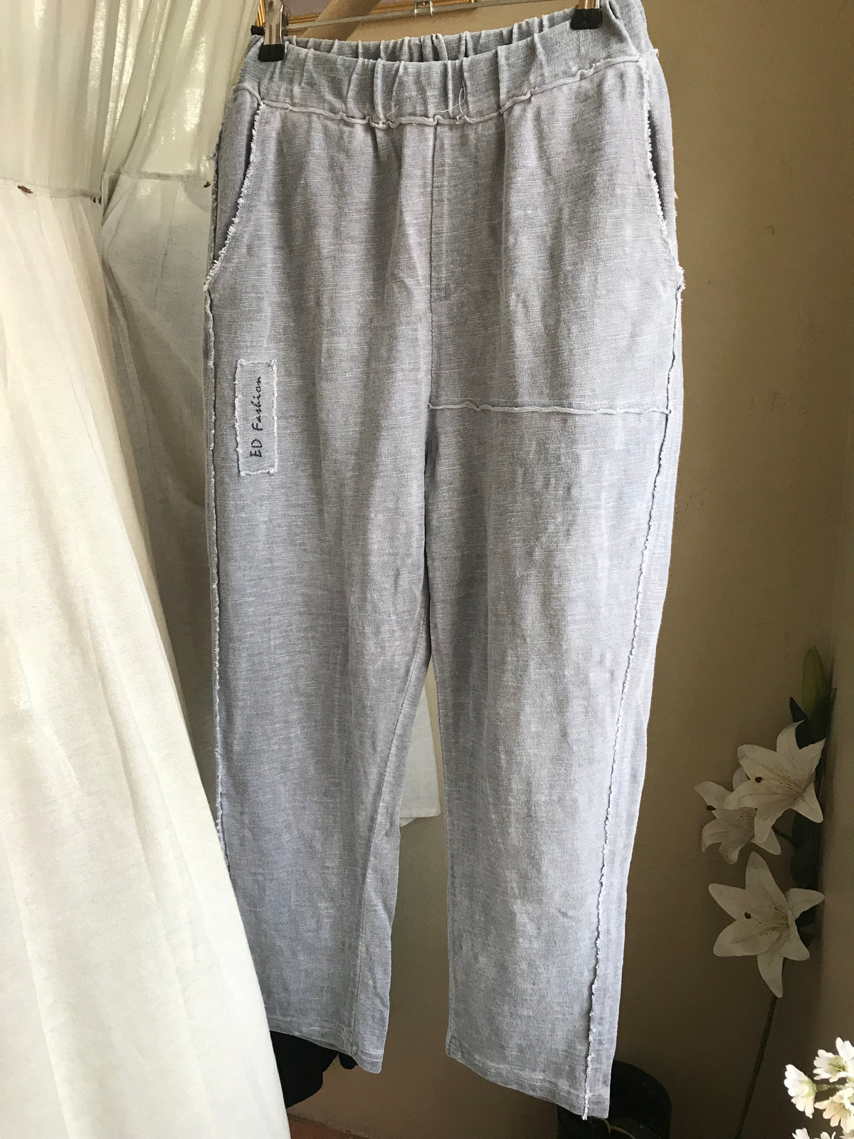 soft fray seam grey lounge pants ::: s/m