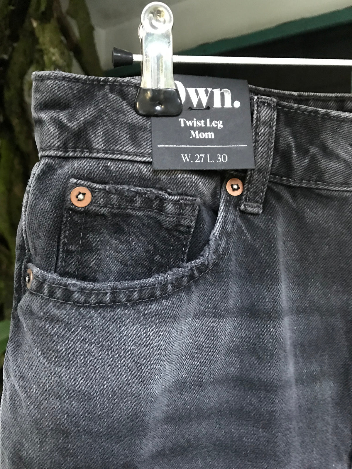 New Tag black mom jeans twist leg ::: w27