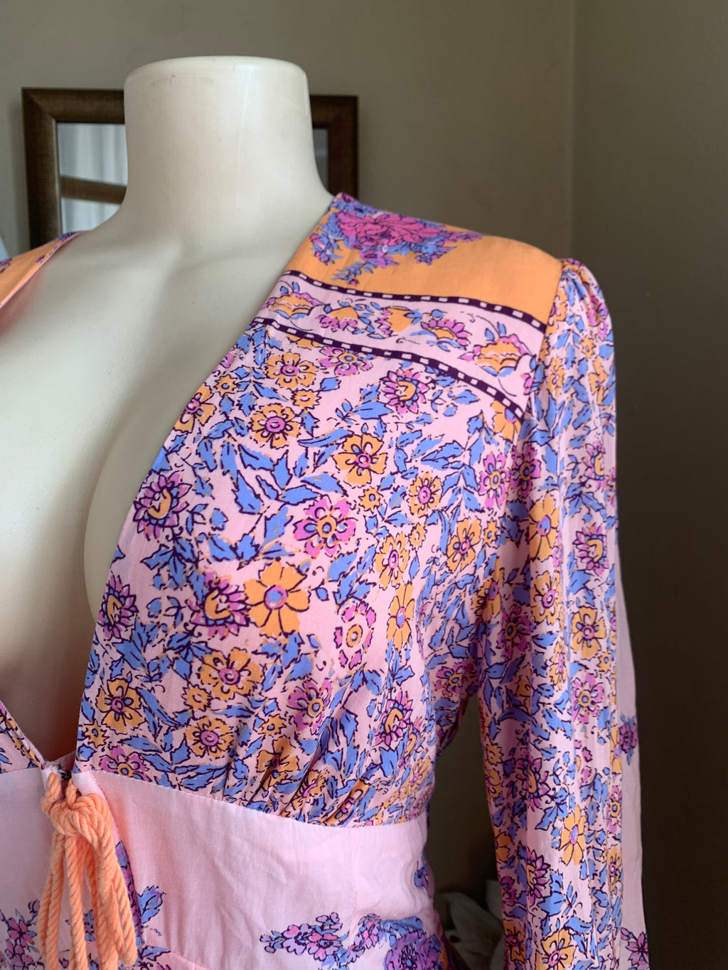 Free people floral patterned pink dress with orange tie details s (one tie missing)