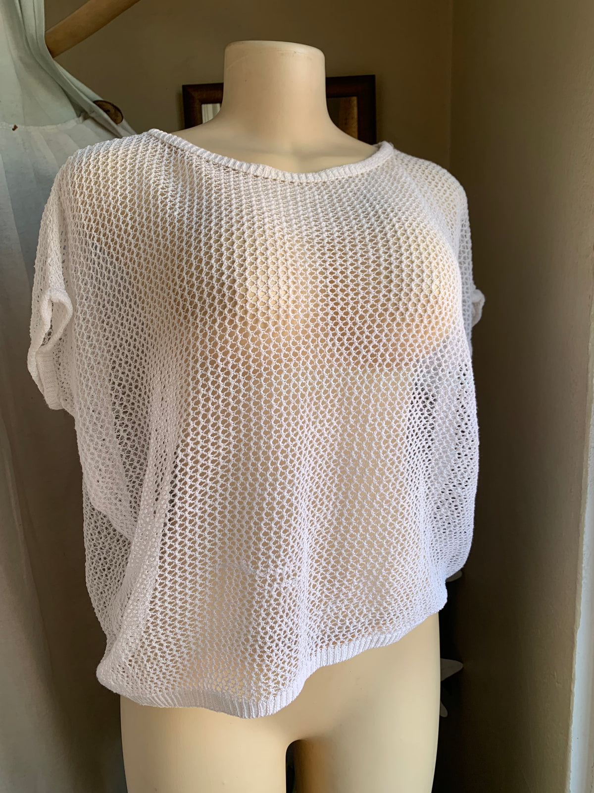Crotchet Cotten mesh white top / coverup … fits up to /xl