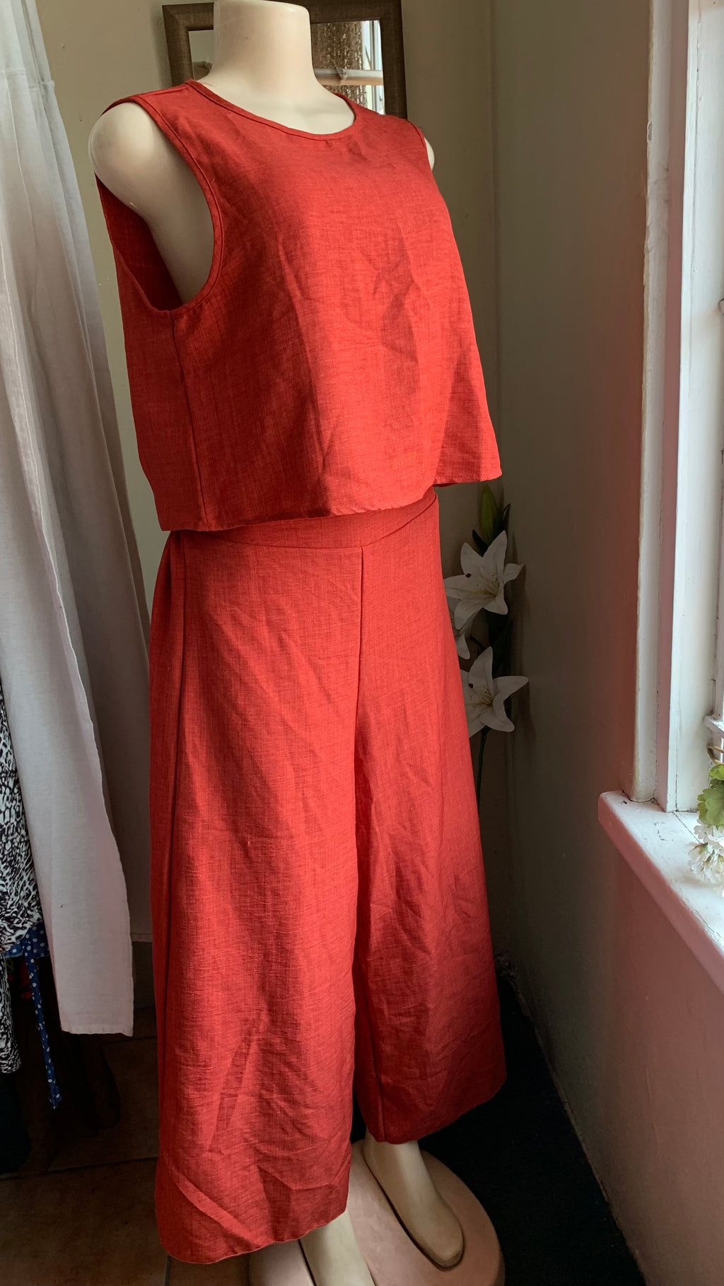 Rust Sleeveless Linen-look Pant Suit set ... M :::