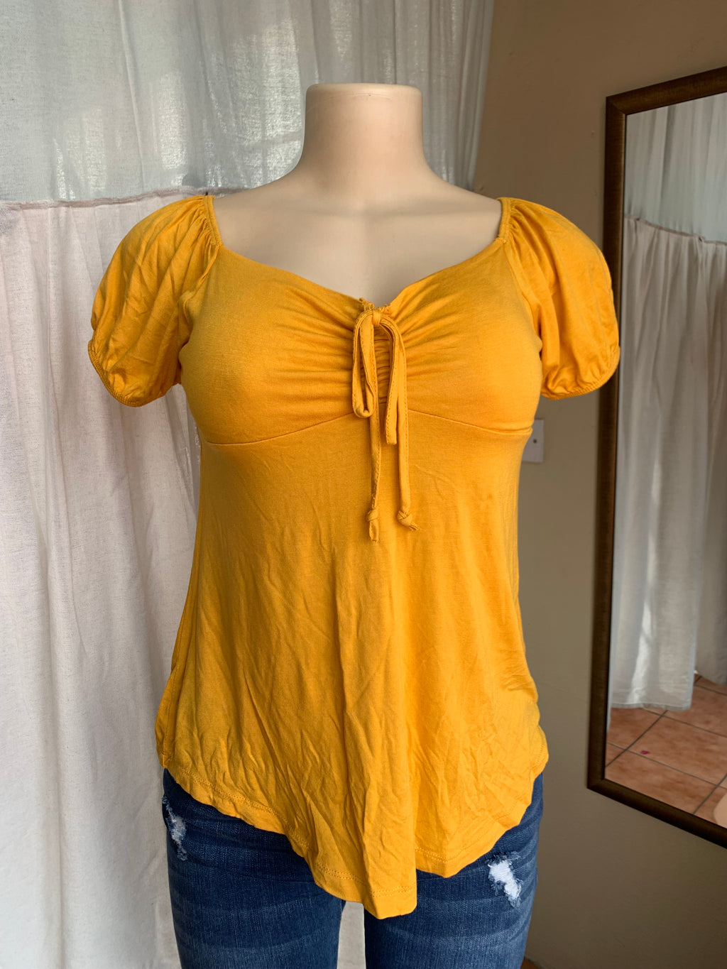 Yellow tie slinky blouse … M