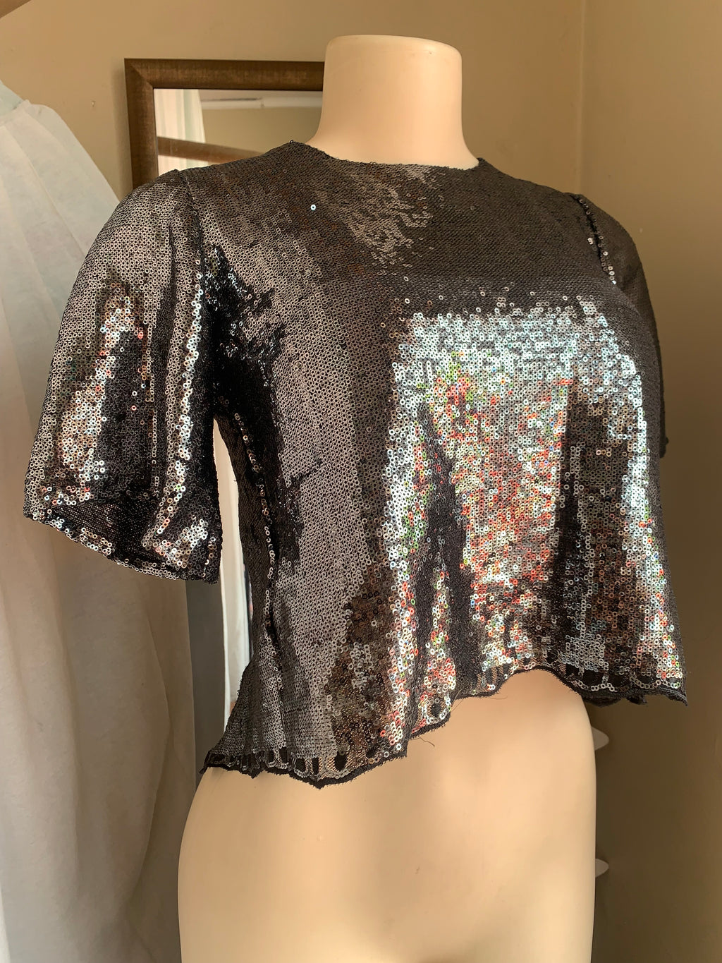 New tag Black sequins crop top with open back … Xs/s