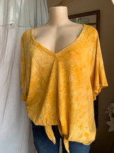 Load image into Gallery viewer, Marbled Yellow V Neck top with tie 1x …
