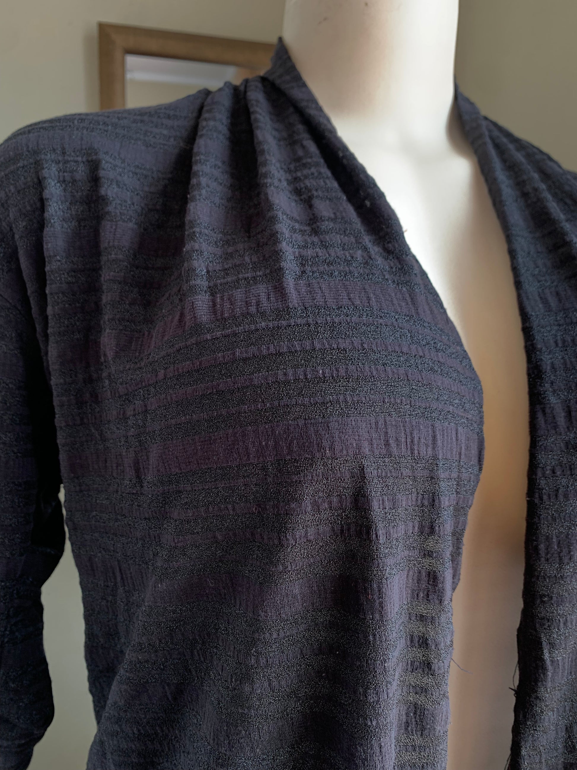 black cardigan cover up >>> M-L