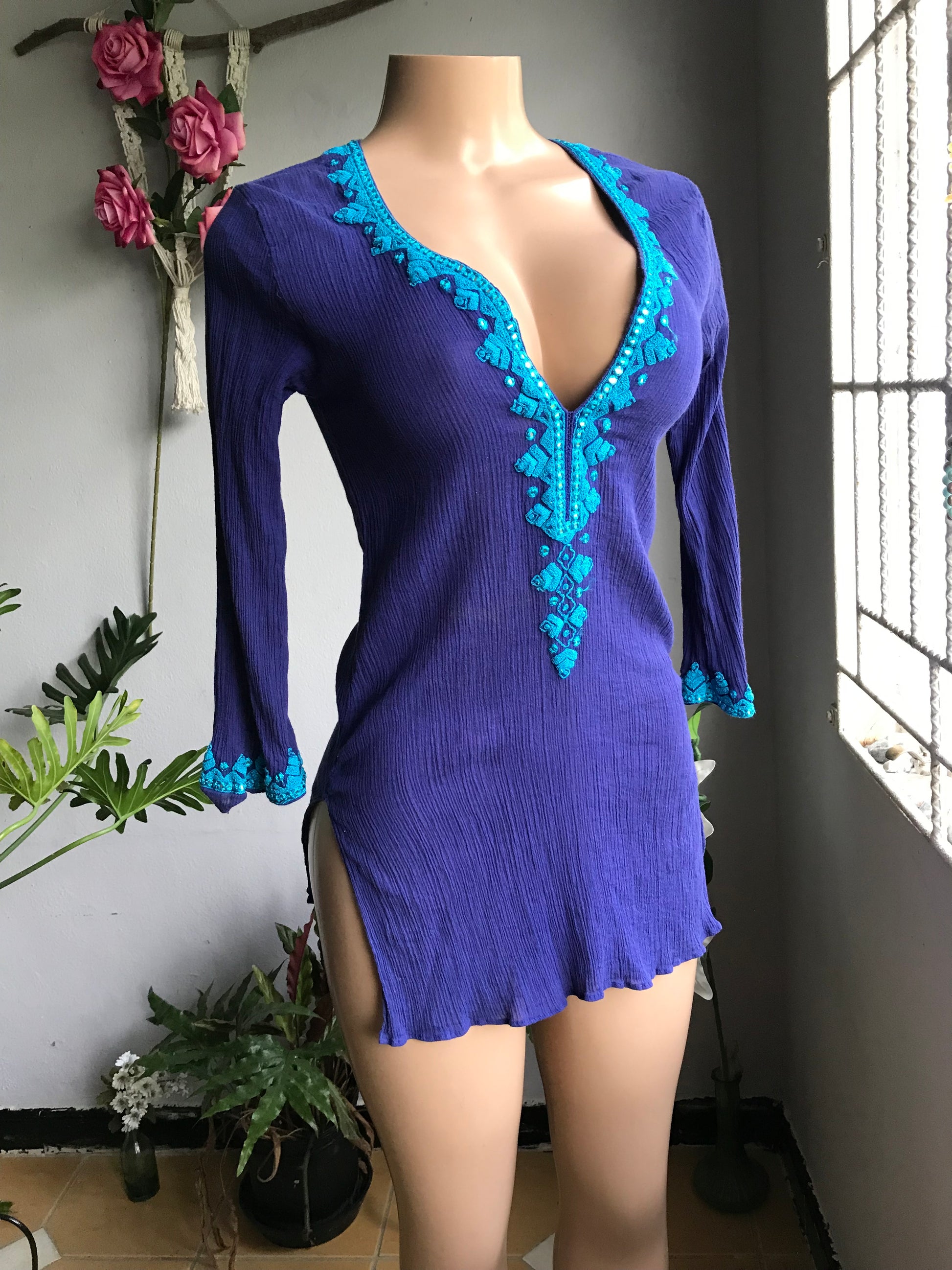 100% cotton Blue crinkle embroidery blouse made in India ... S ,,,