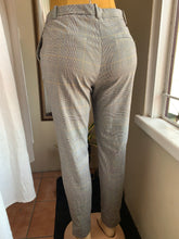 Load image into Gallery viewer, H&amp;M plaid professional pants with yellow detailing ::: Size 2
