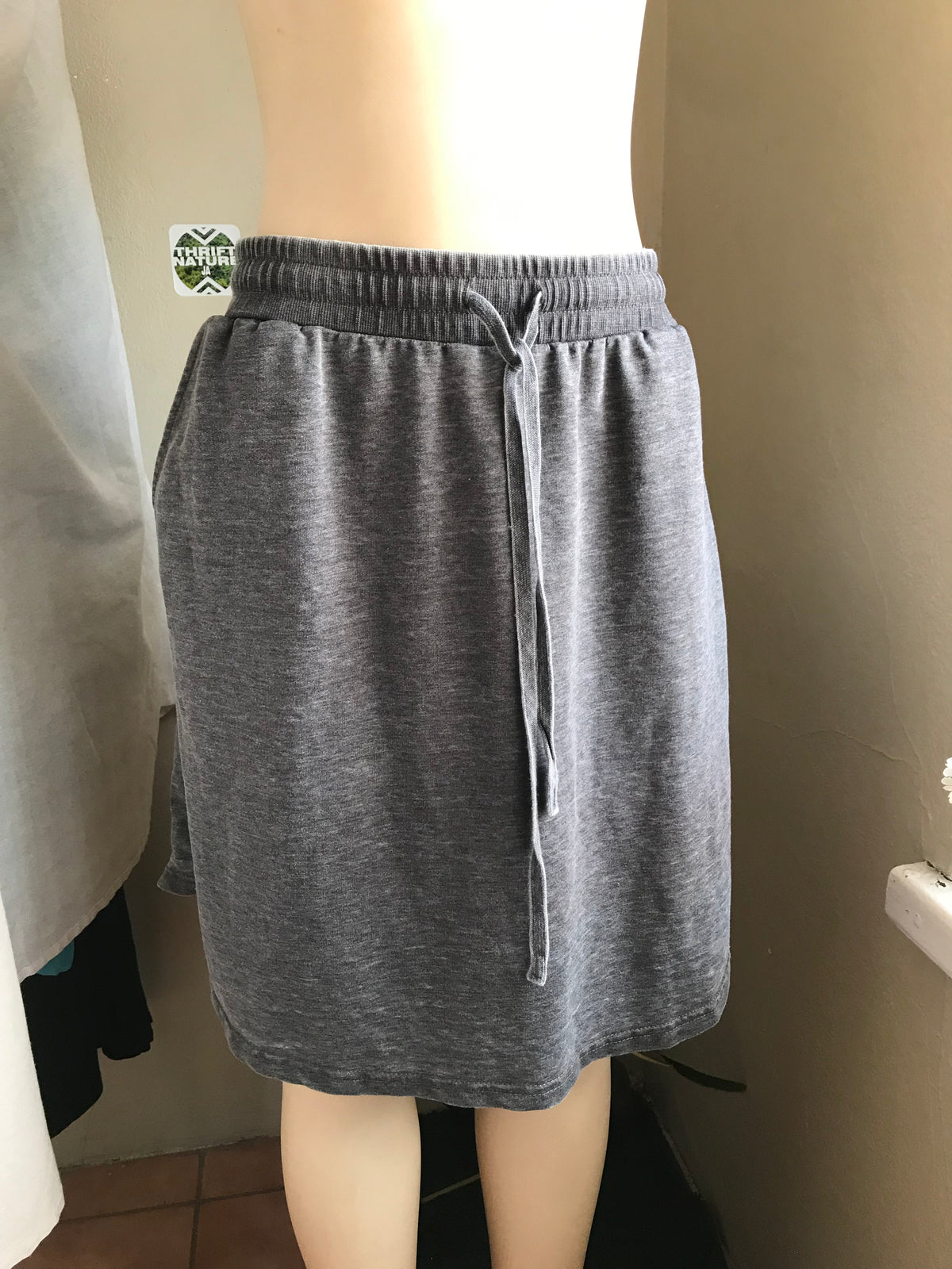 grey soft skirt draw string /xl