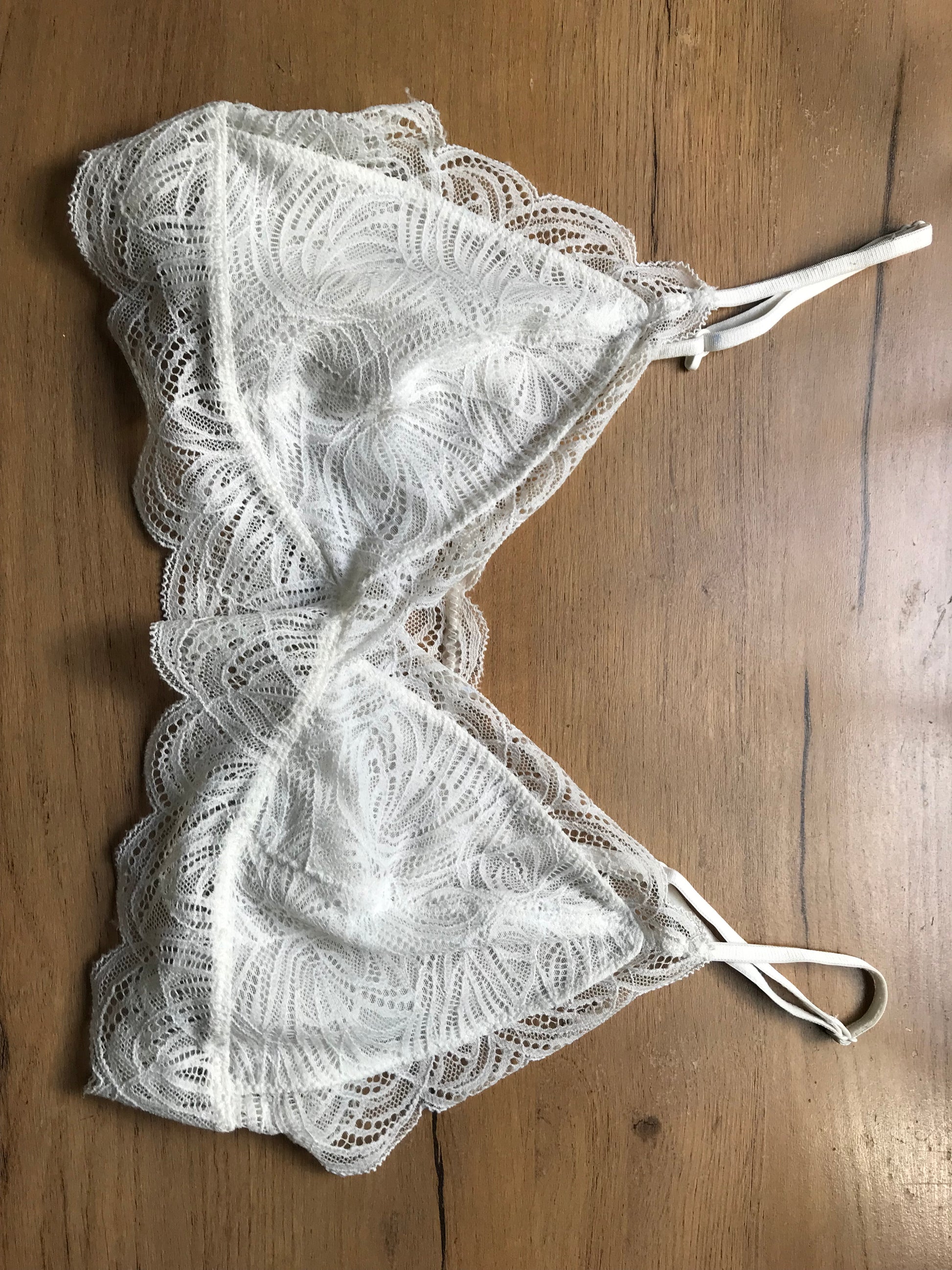 White Lace Bralette ... M