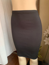 Load image into Gallery viewer, Black soft stretchy pencil professional skirt s/m
