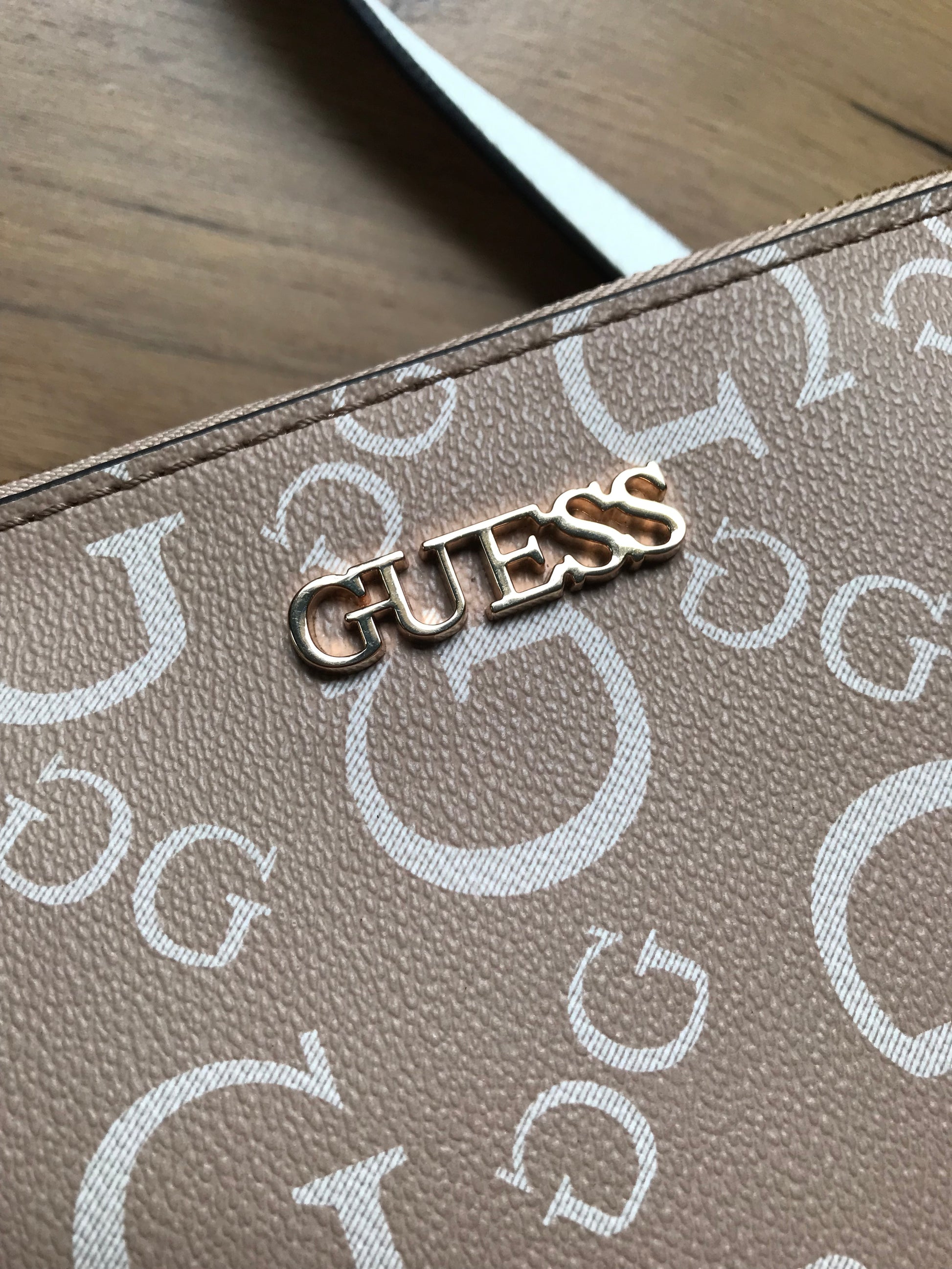 Guess Factory crossbody beige bag *** new