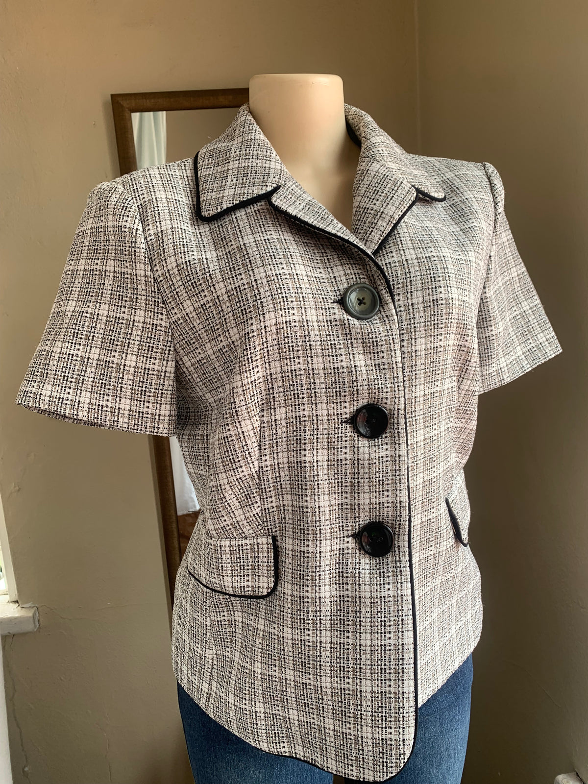 Black+White checkered short sleeve blazer tweed size 10 >>> m