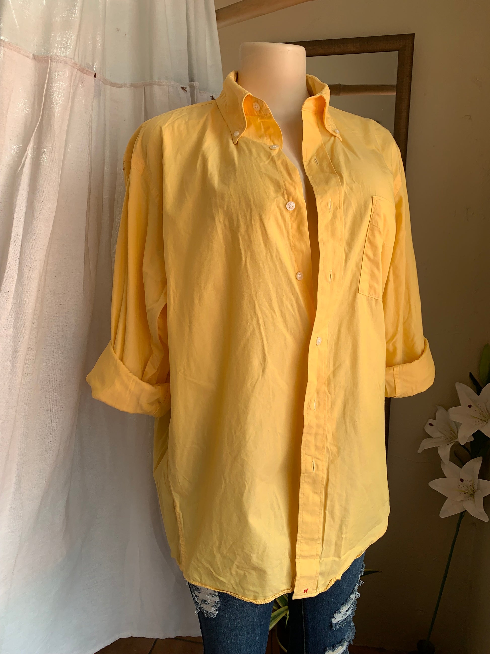 Cotton yellow button down shirt mens /XL …