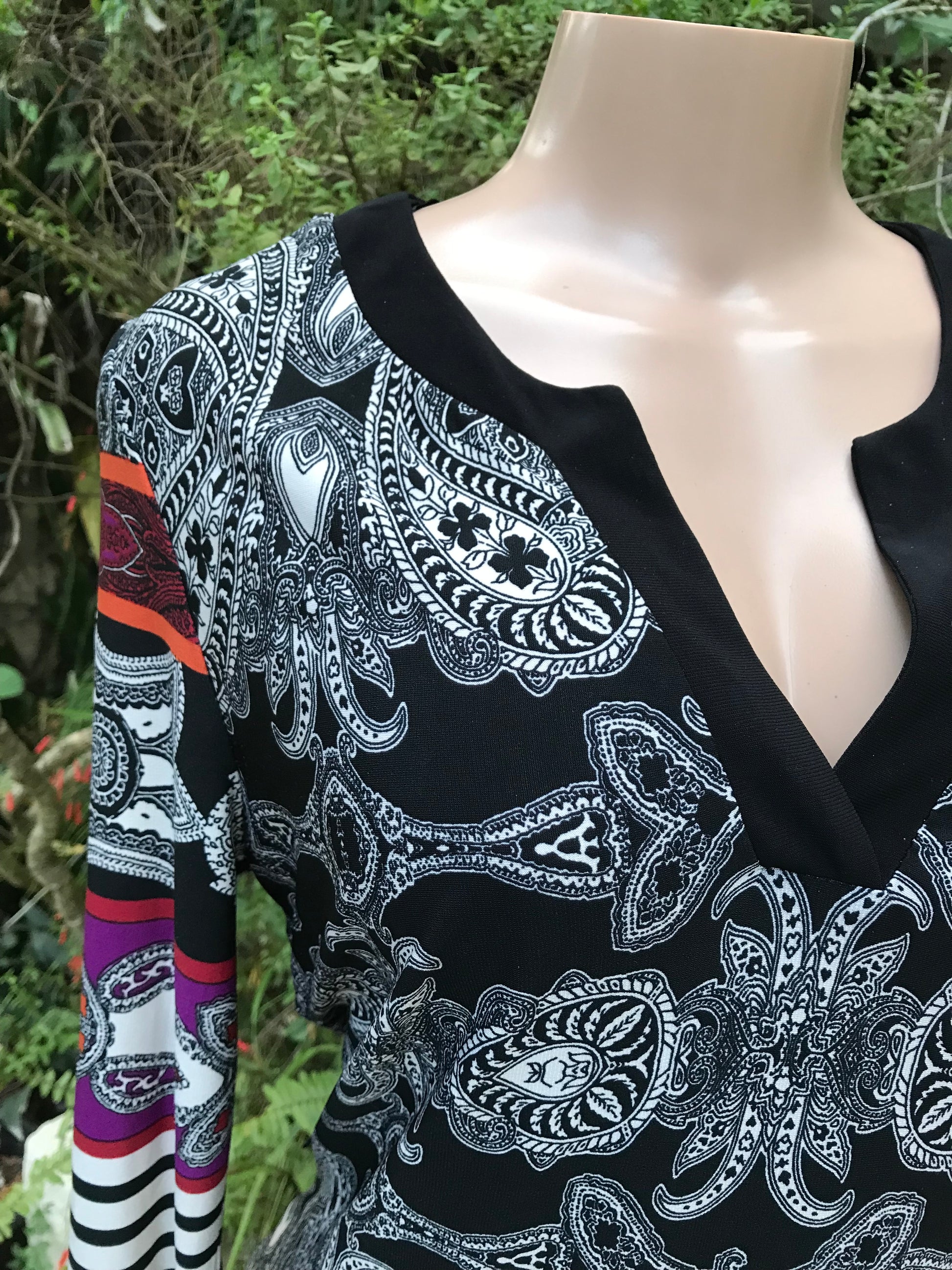 Mid sleeve mix print Dress . M