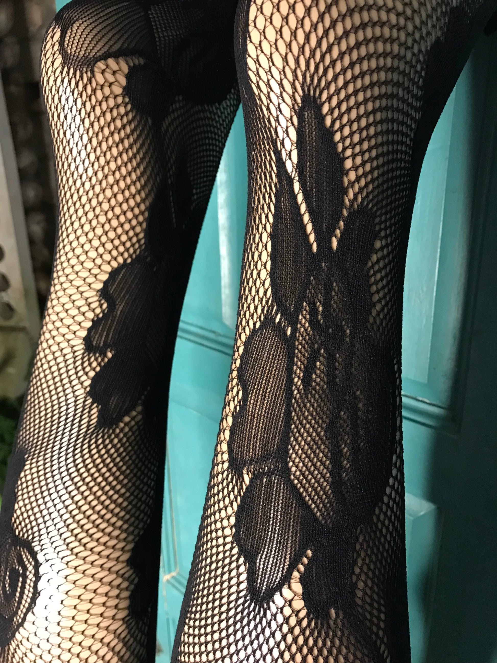 New novelty black fishnet stockings with flowers: type 2