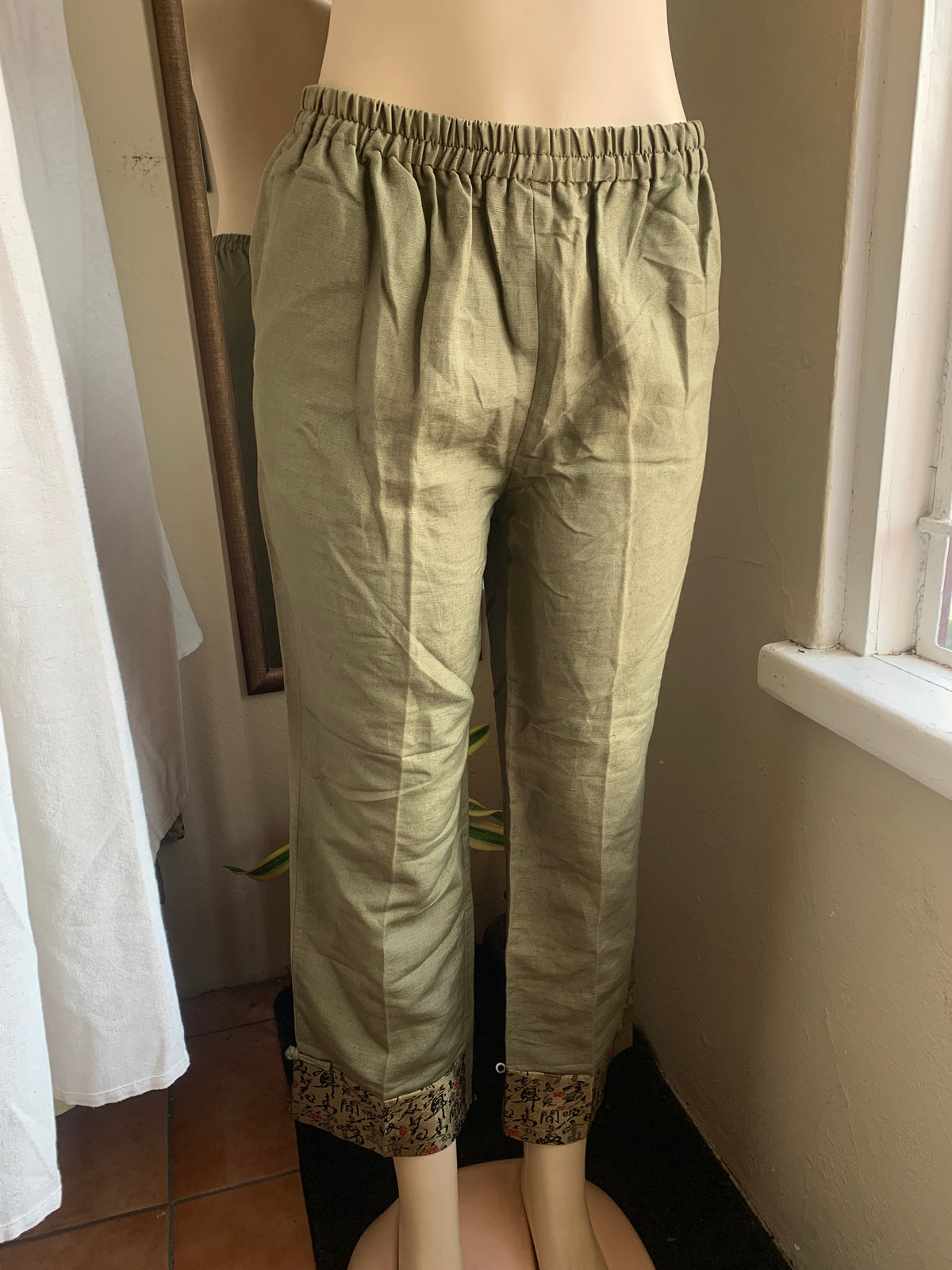 Cotton olive green straight leg pants oriental detail ankles ::: L,,,