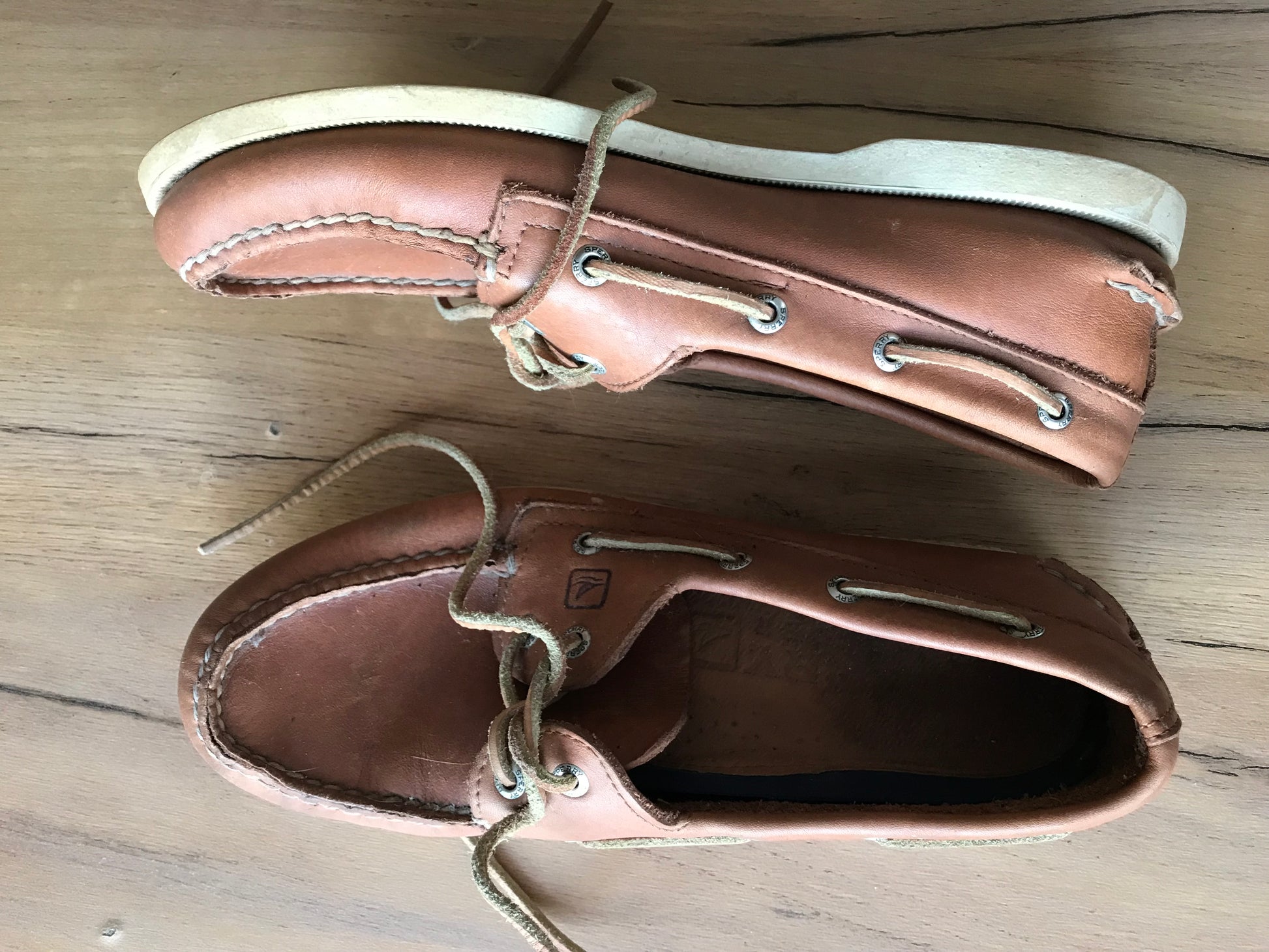Sperry Men's brown leather boat shoe /// size mens 9 or women's 10.5