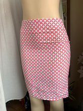 Load image into Gallery viewer, Red+White printed pencil skirt s
