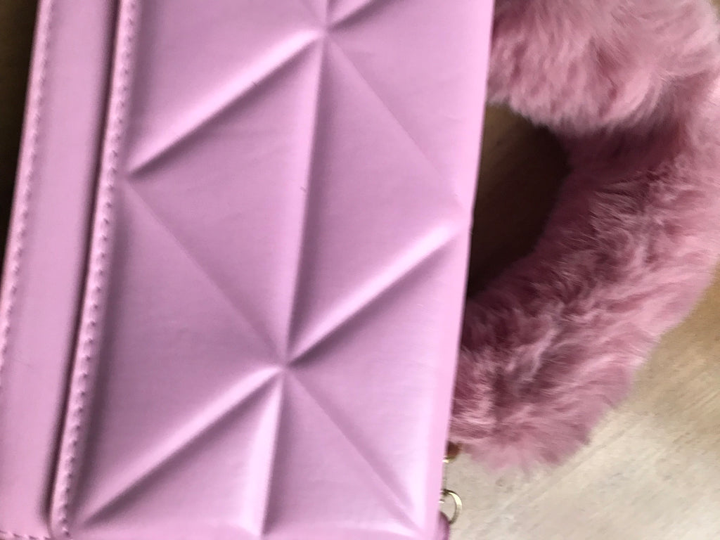 pink fluffy quilted crossbody fashion bag *** new