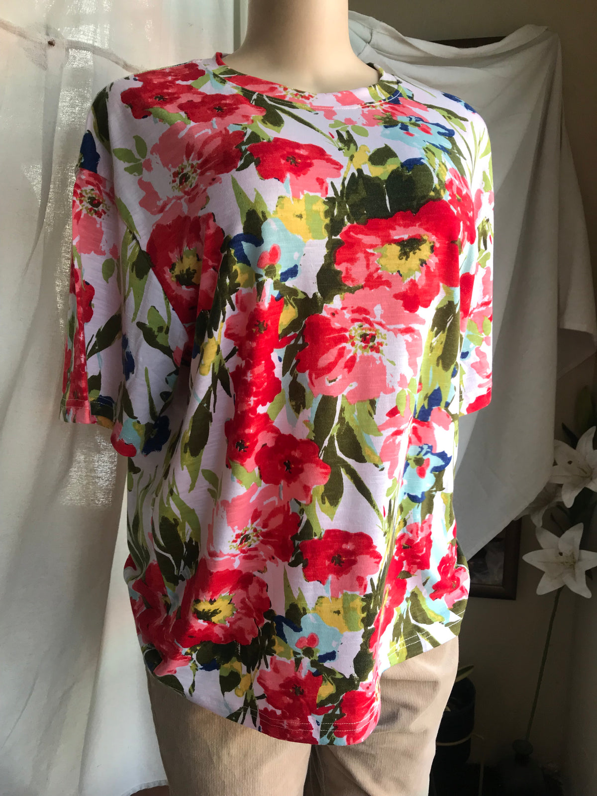 Bold floral red cotton Graphic Tee  ;;; /XL