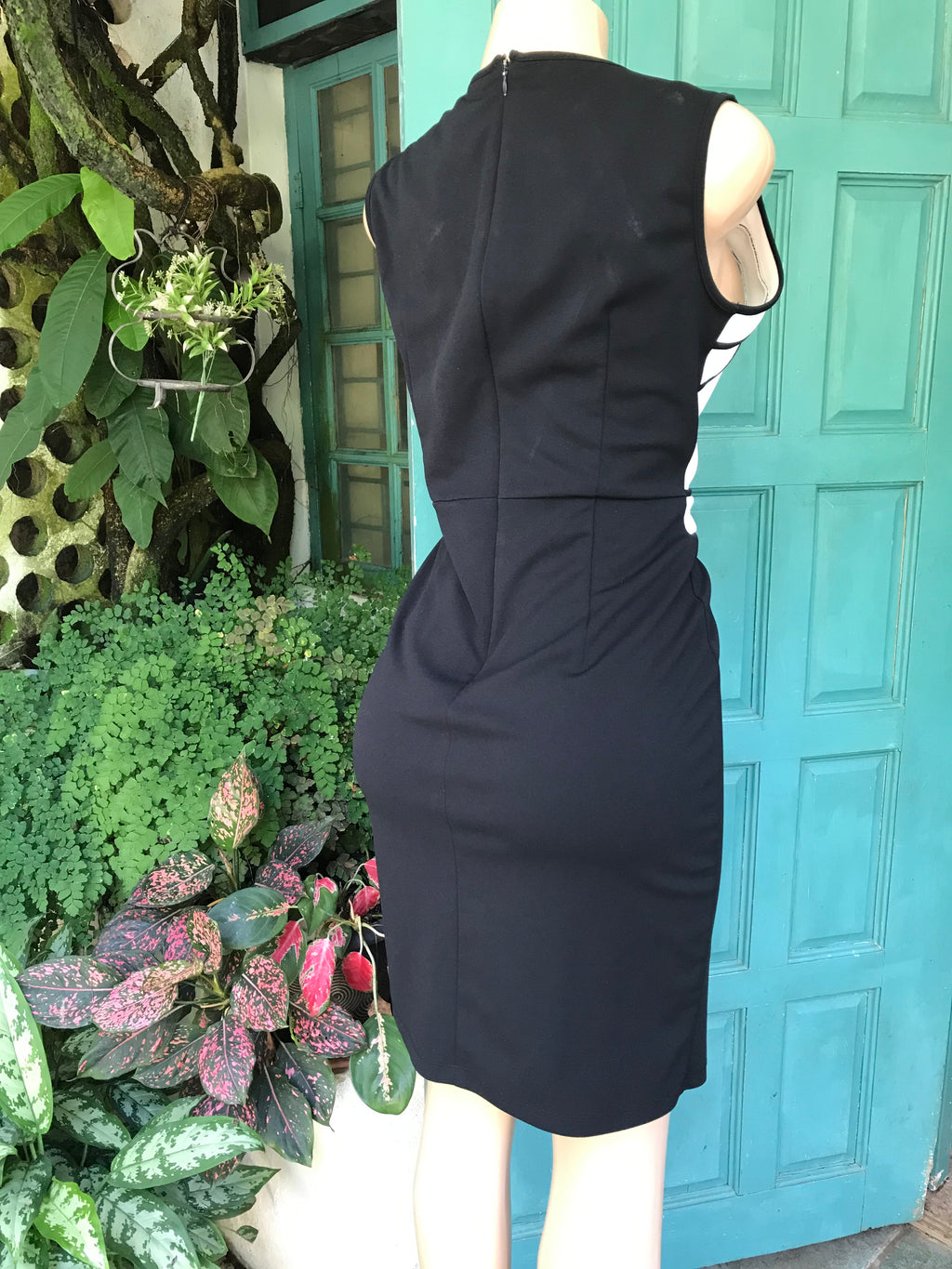 professional black and white dress stretch M