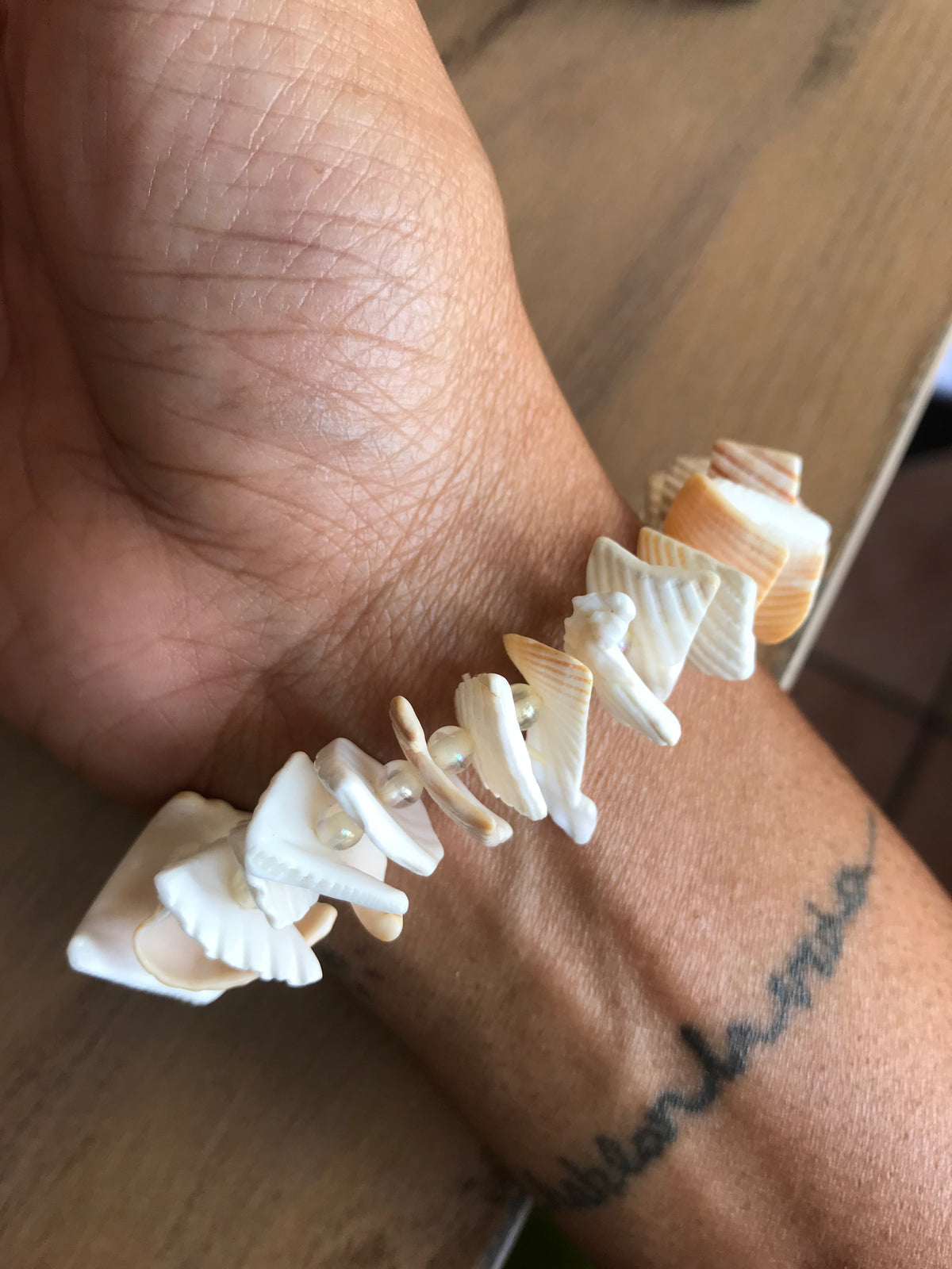 vintage seashell stretchy bracelet