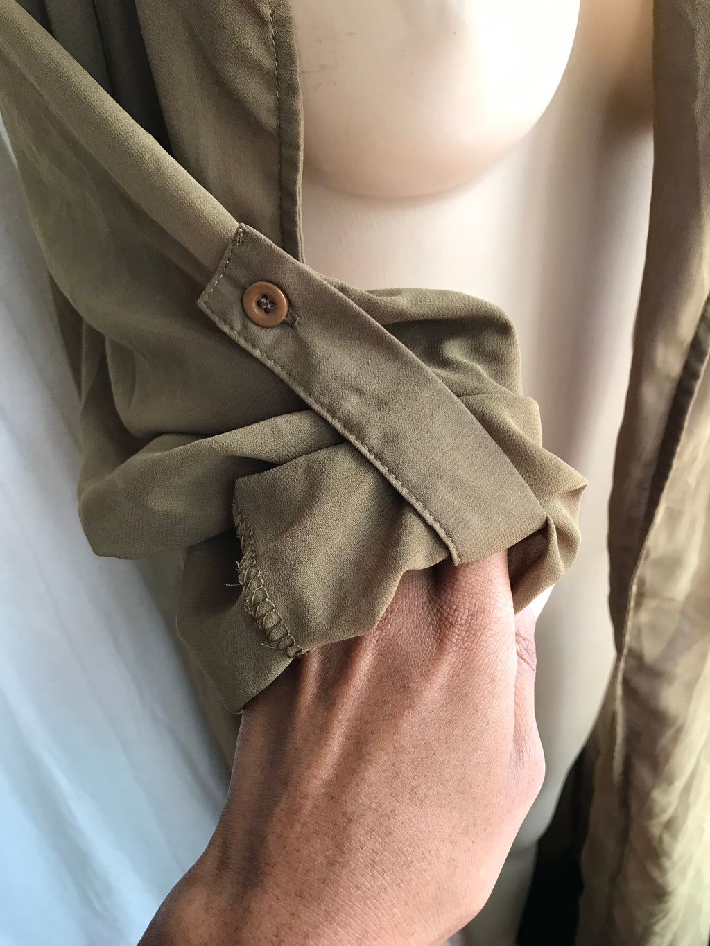 Army green sheer trench coat maxi >>> m