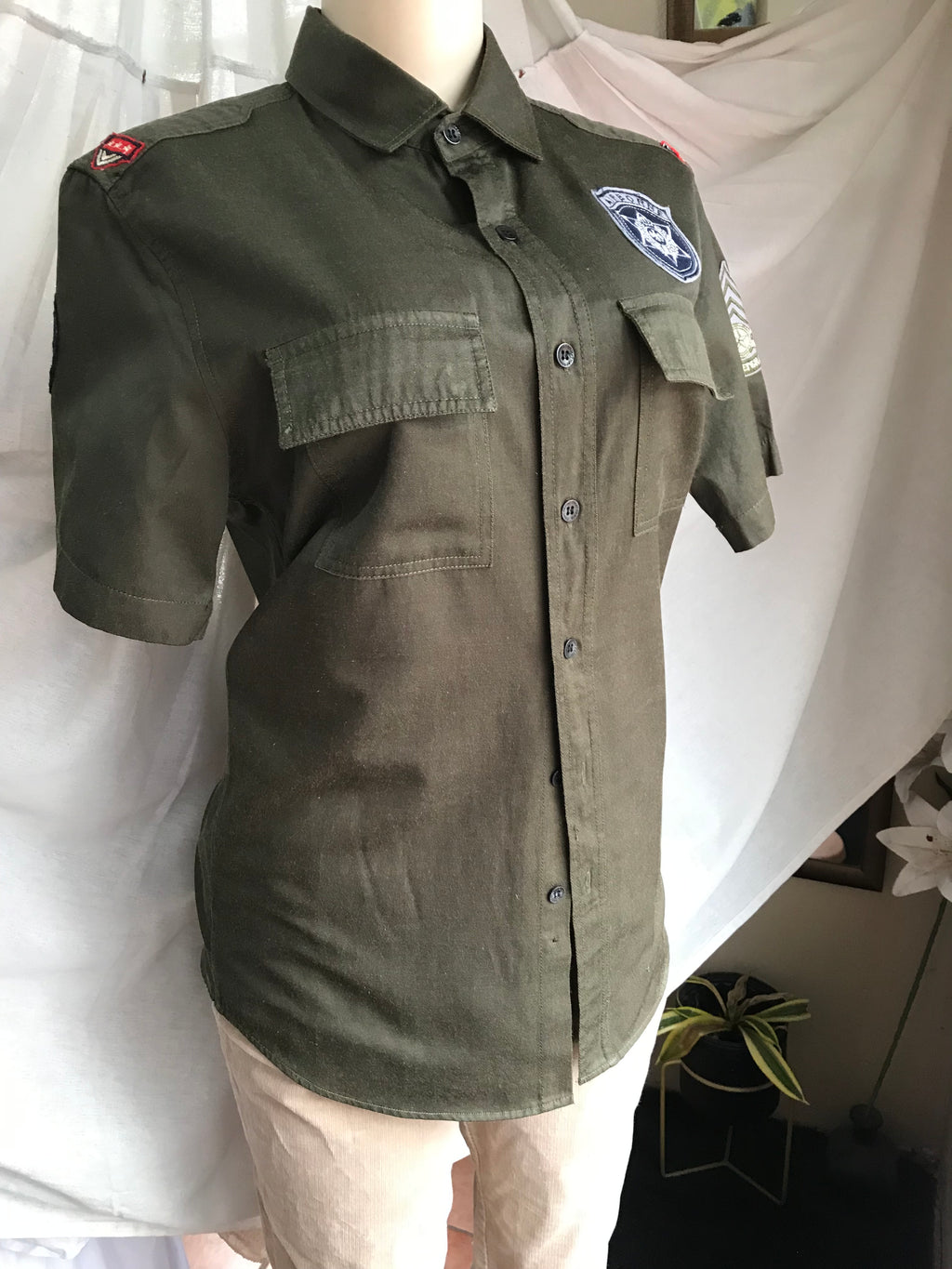 Phat Farm army green button shirt emblems mens ... M
