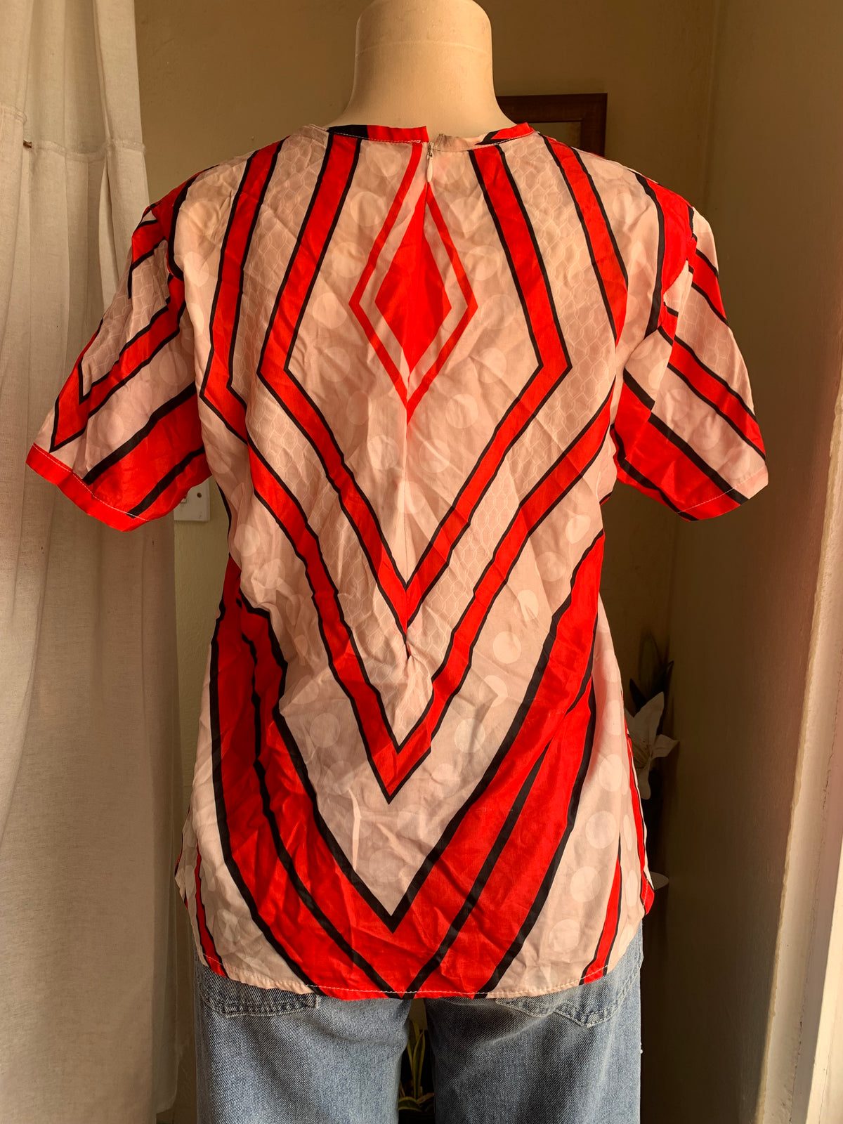 red geo print retro blouse … M