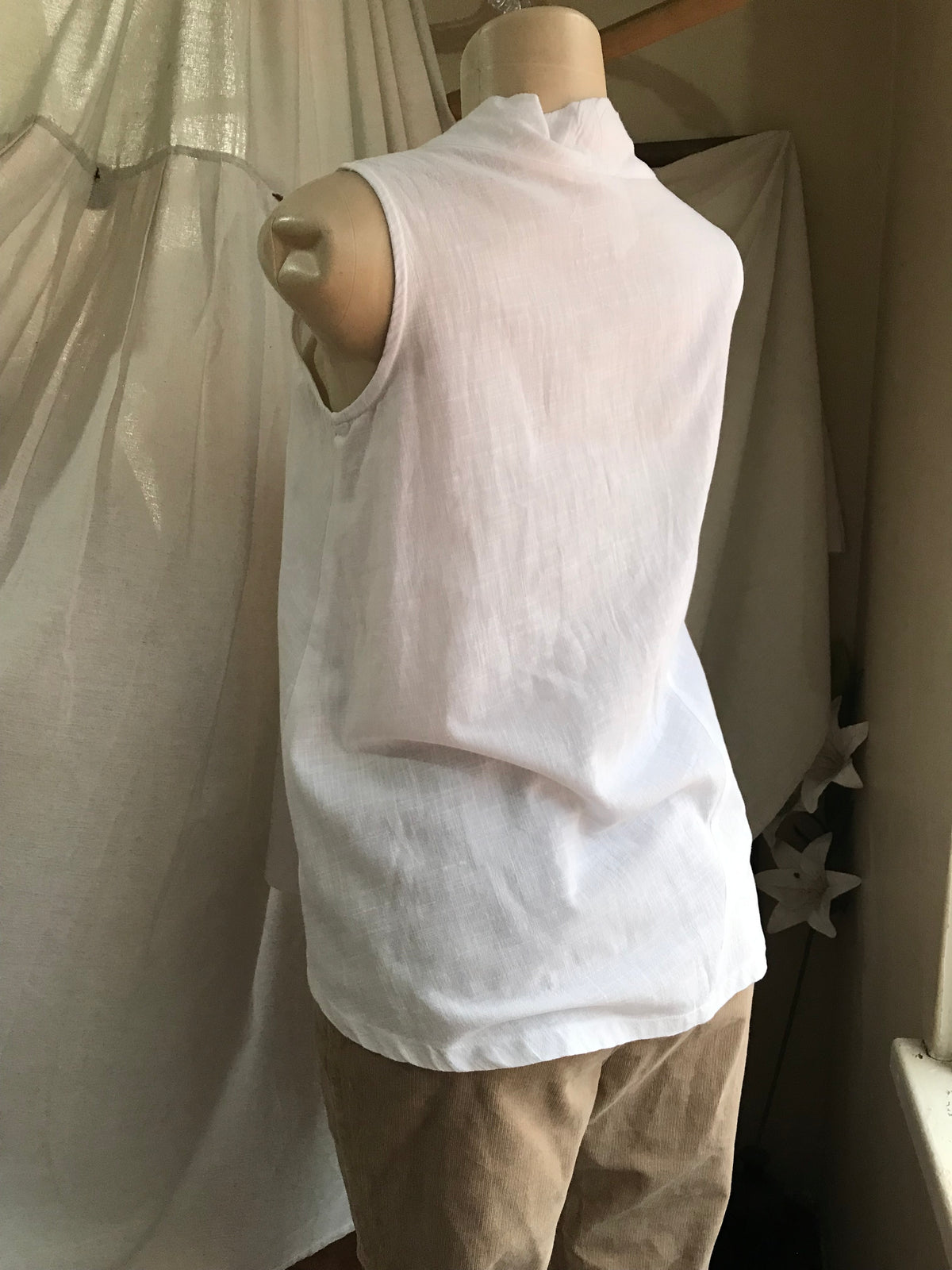 white linen cowl neck top ... s/m