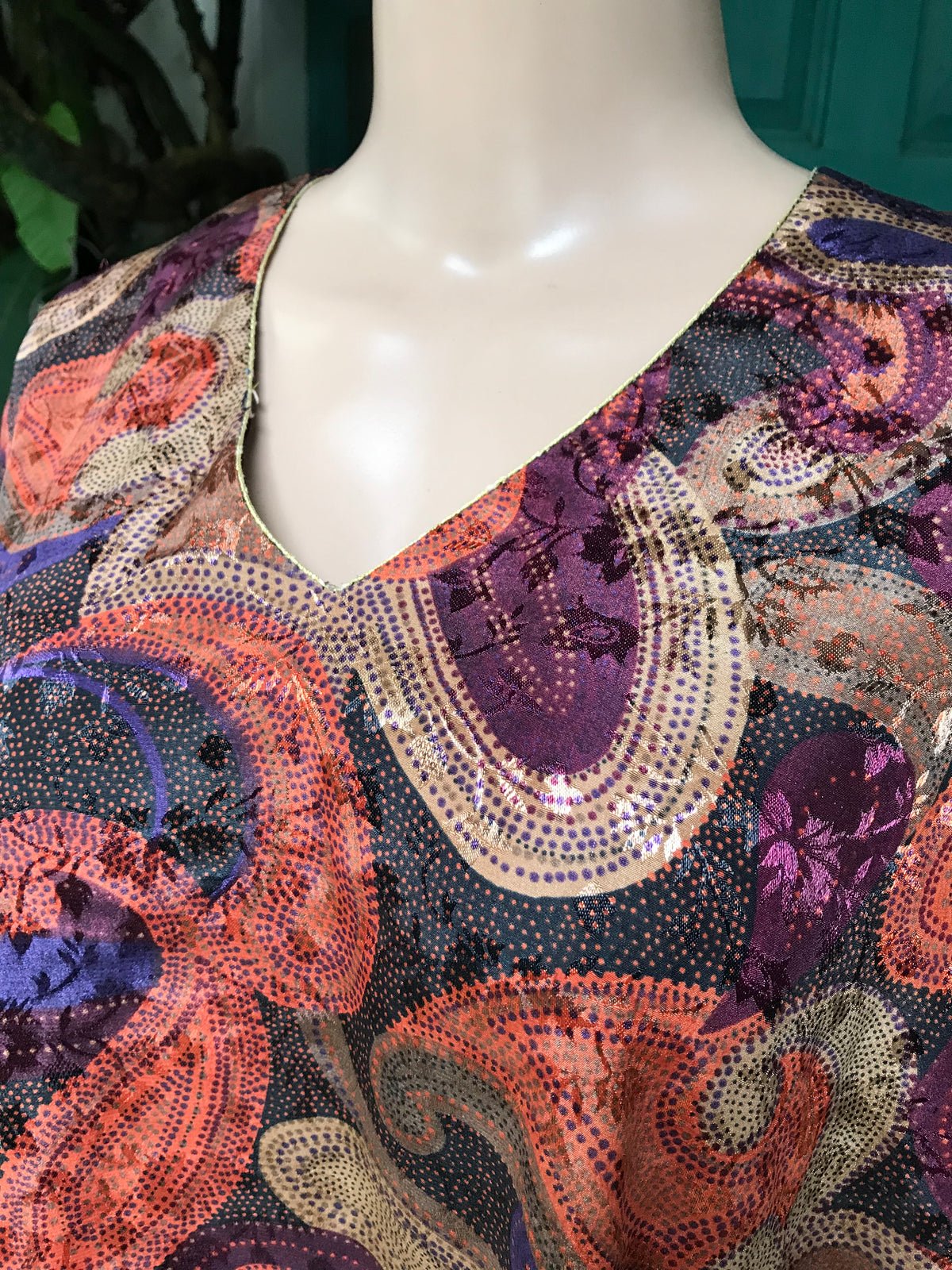 vintage silky maxi kaftan earth tone paisley print one size