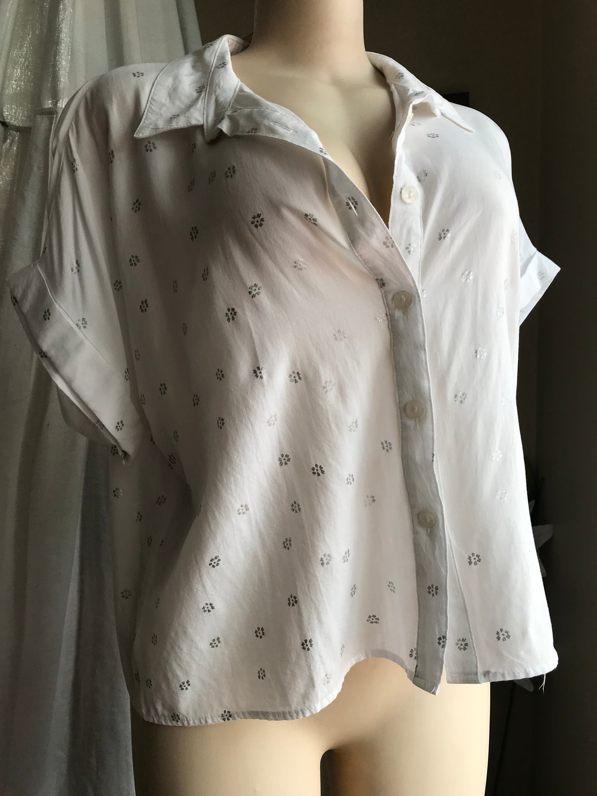 White button blouse silver flowers... L